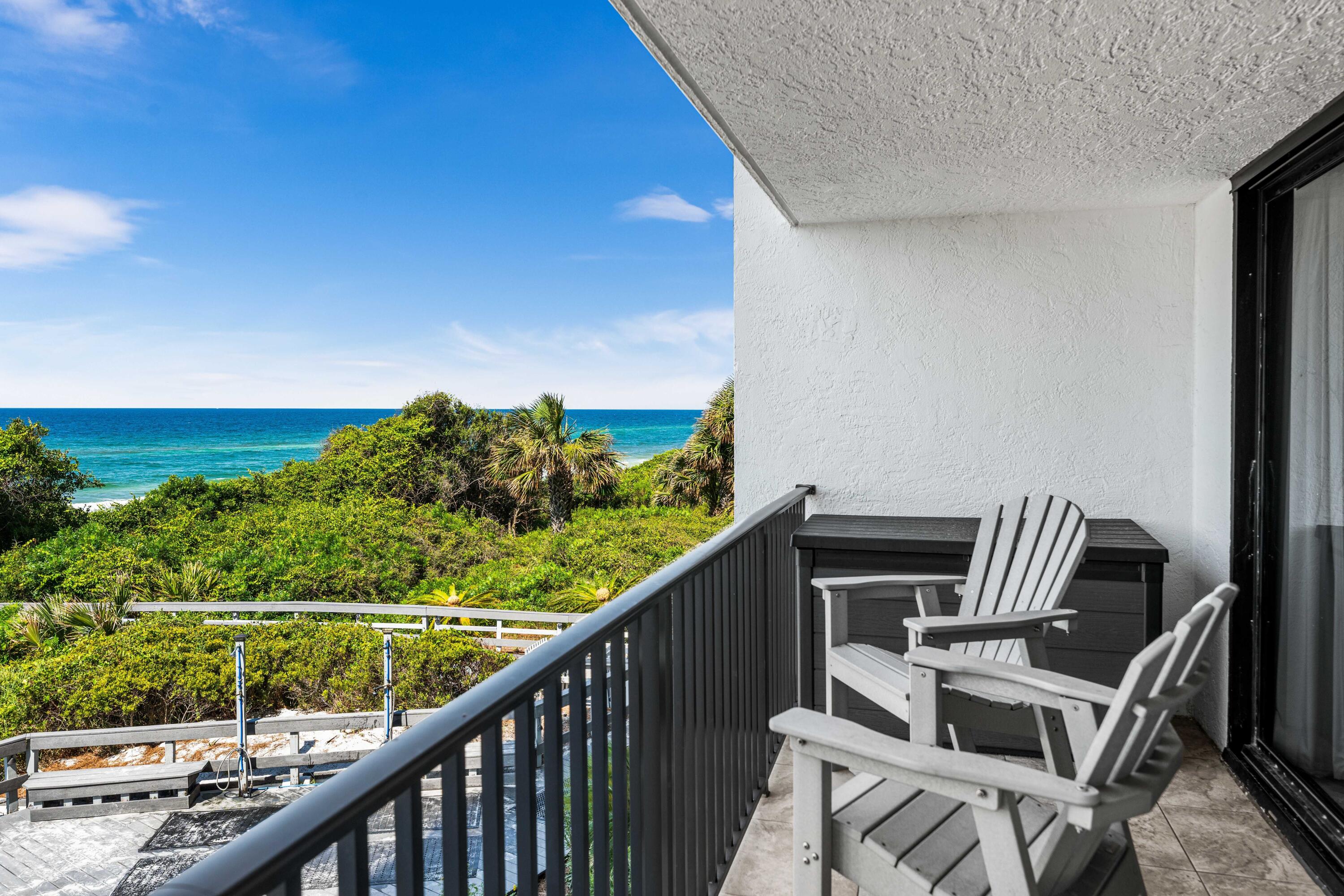 ONE SEAGROVE PLACE CONDOMINIUMS - Residential