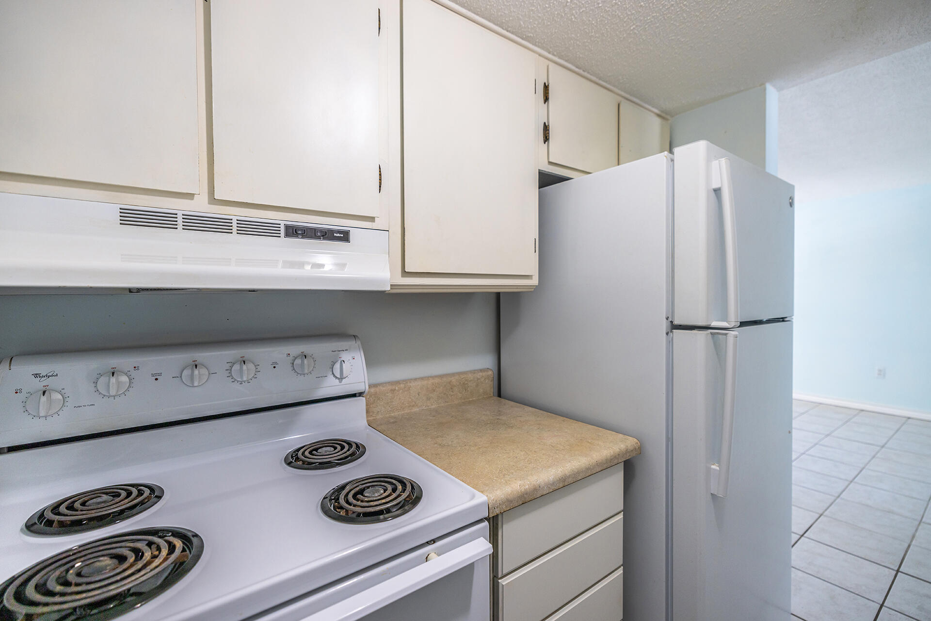COLLEGE PARK CONDO - Residential