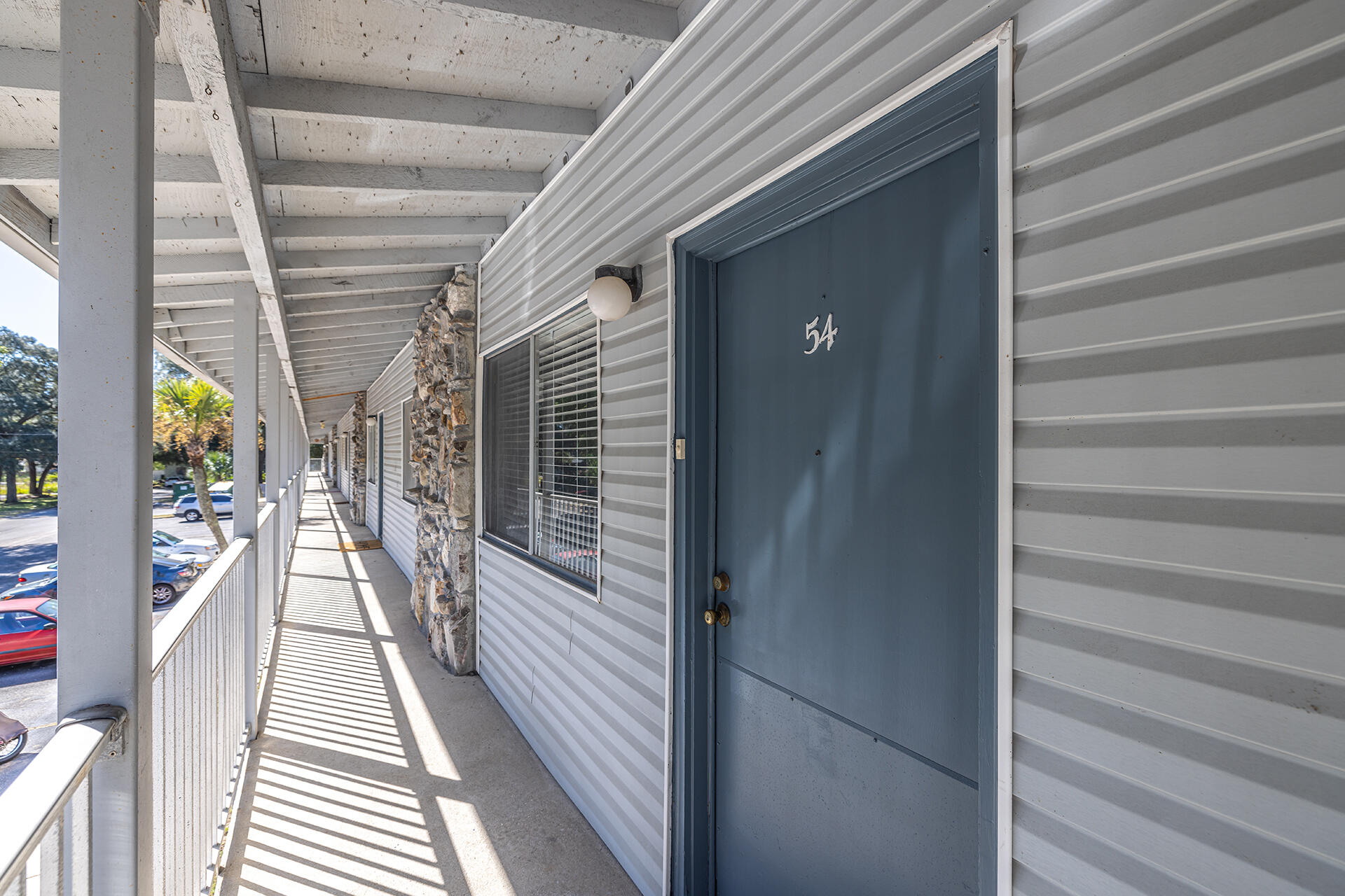 COLLEGE PARK CONDO - Residential