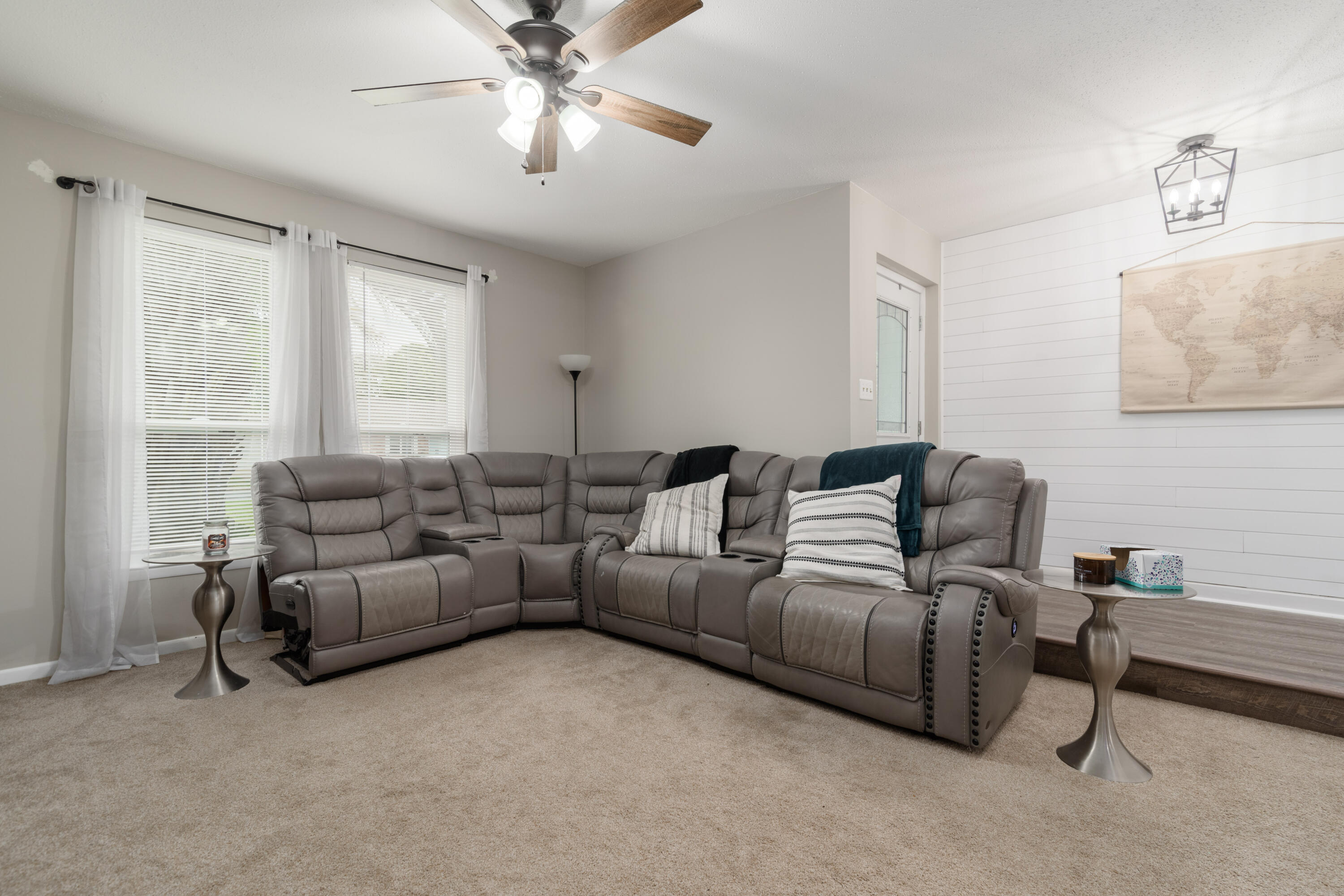 LAKE LORRAINE ESTATES 3 - Residential