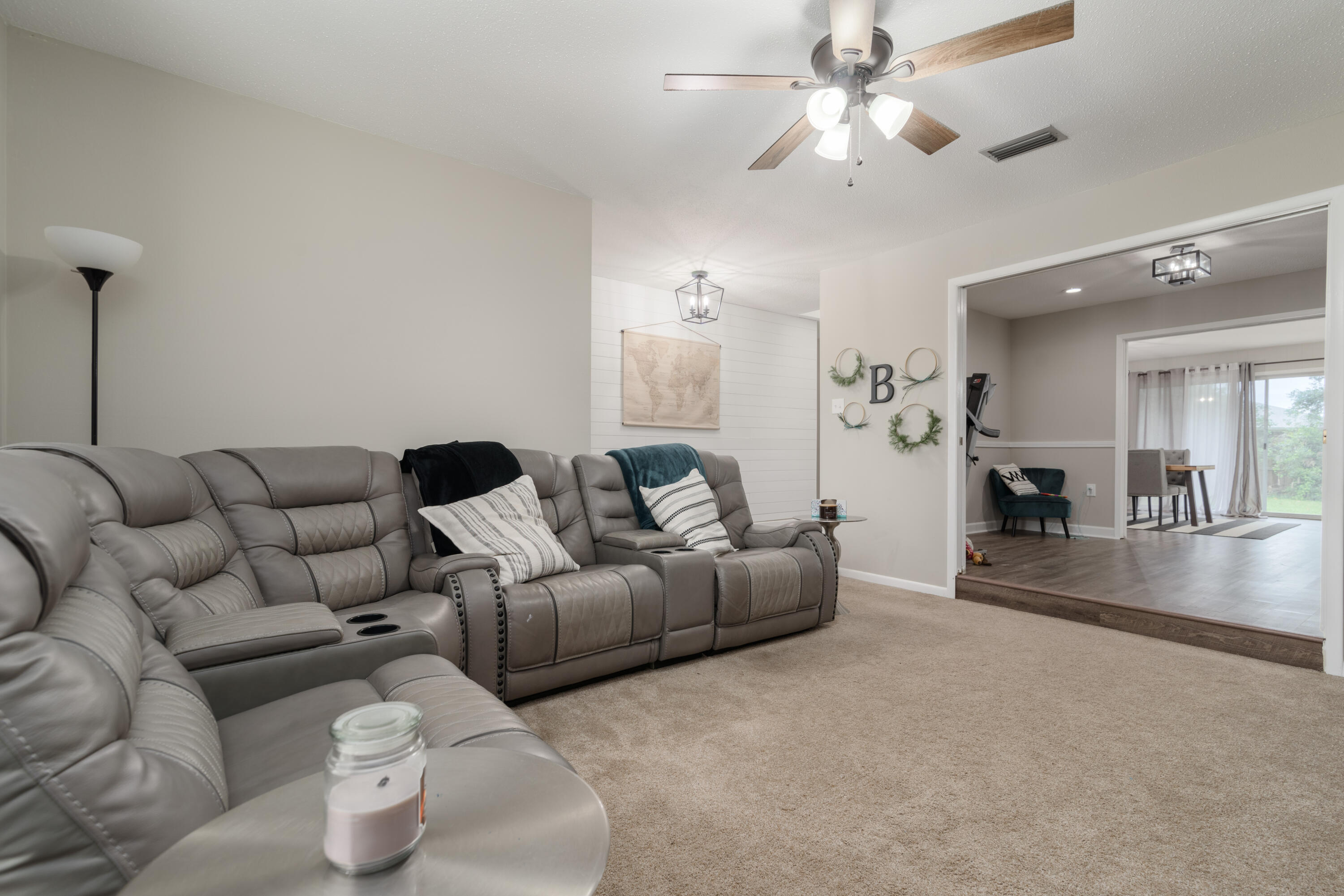 LAKE LORRAINE ESTATES 3 - Residential