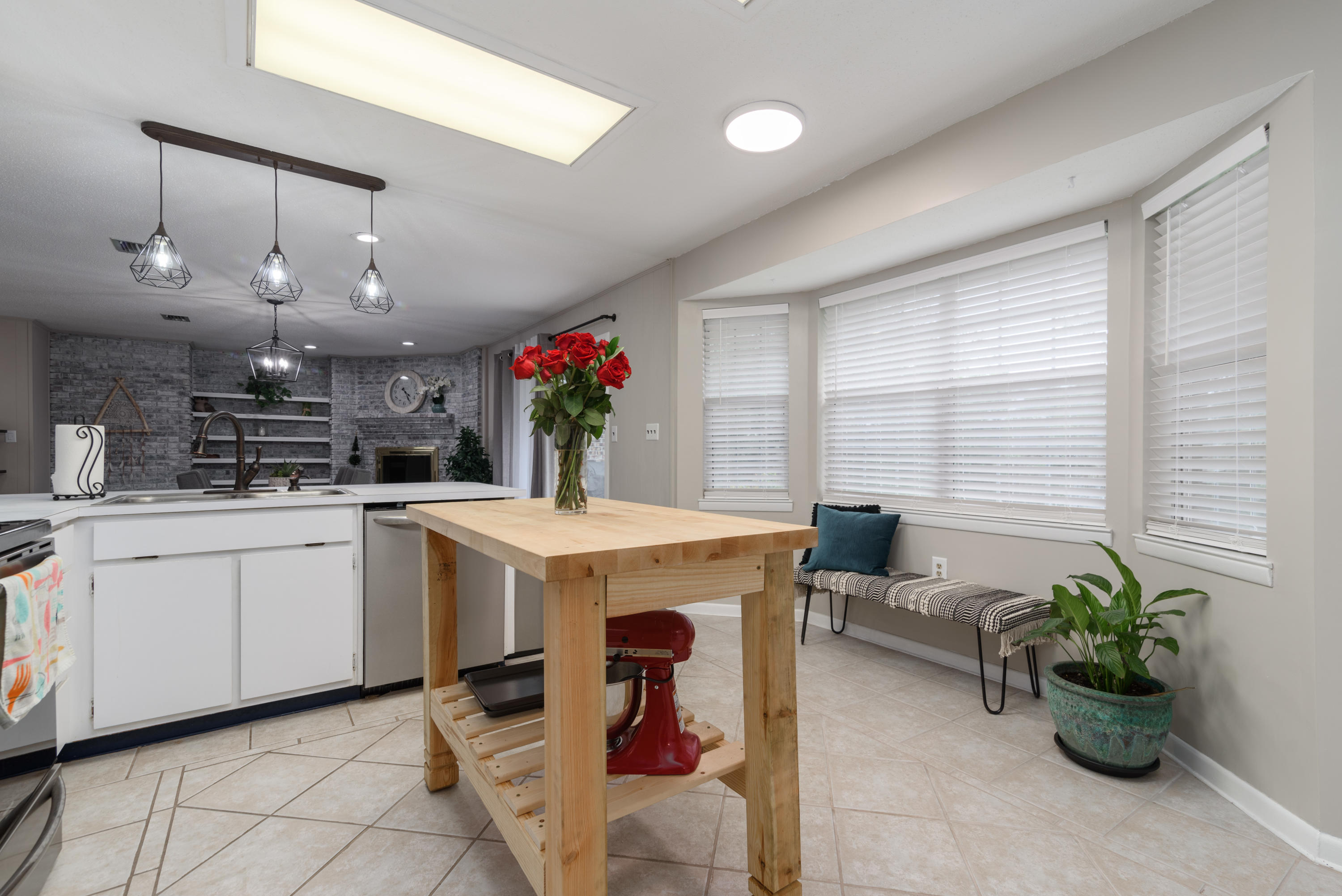 LAKE LORRAINE ESTATES 3 - Residential