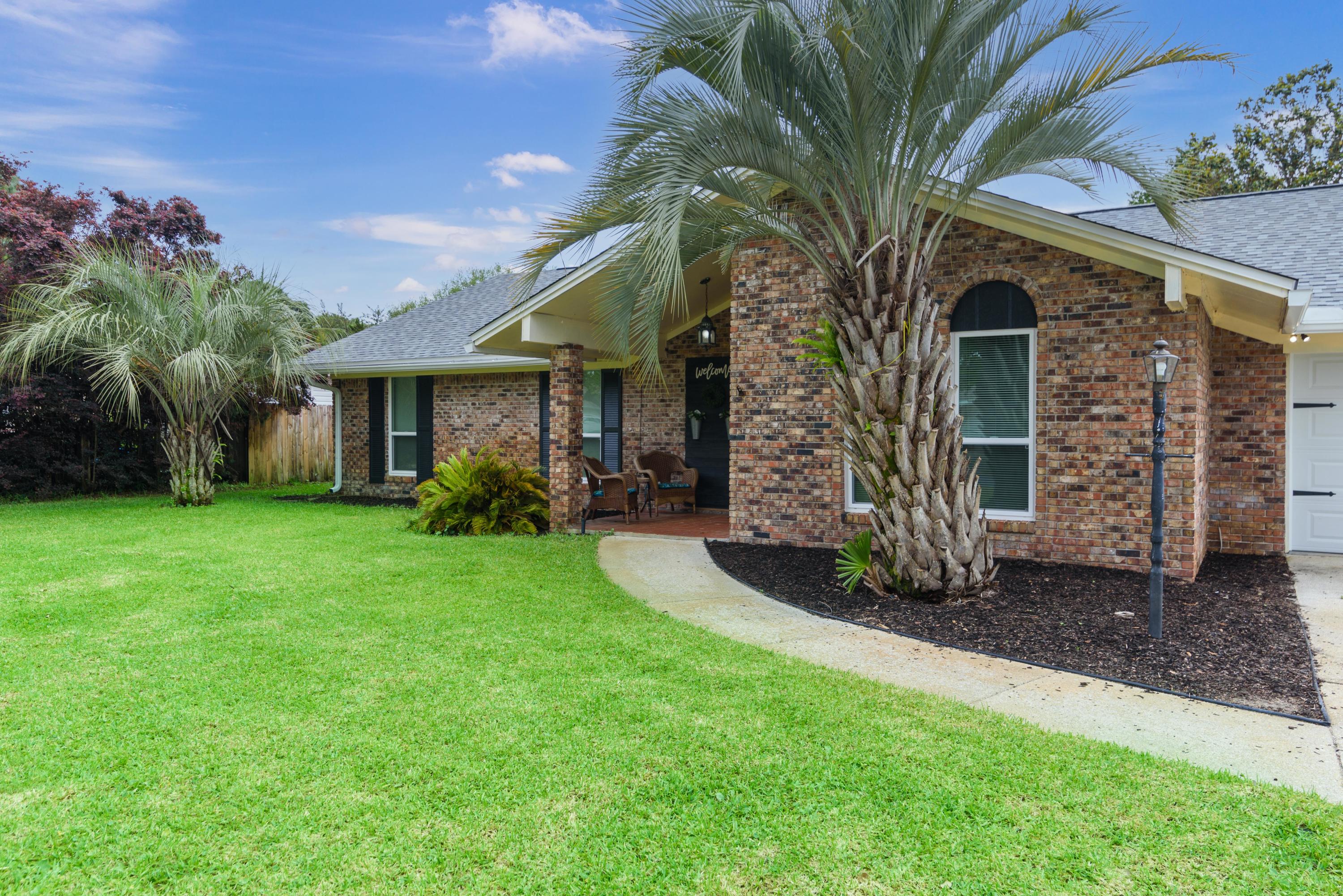 LAKE LORRAINE ESTATES 3 - Residential