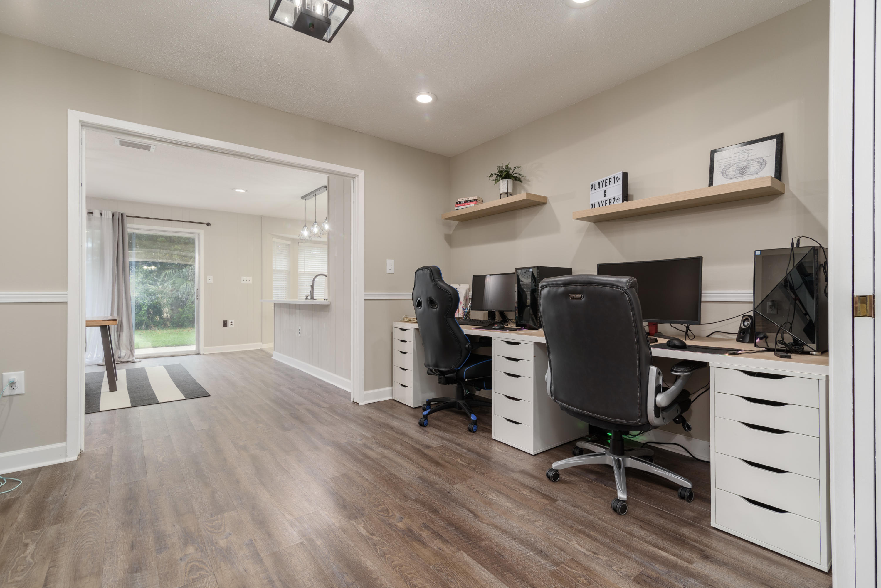 LAKE LORRAINE ESTATES 3 - Residential