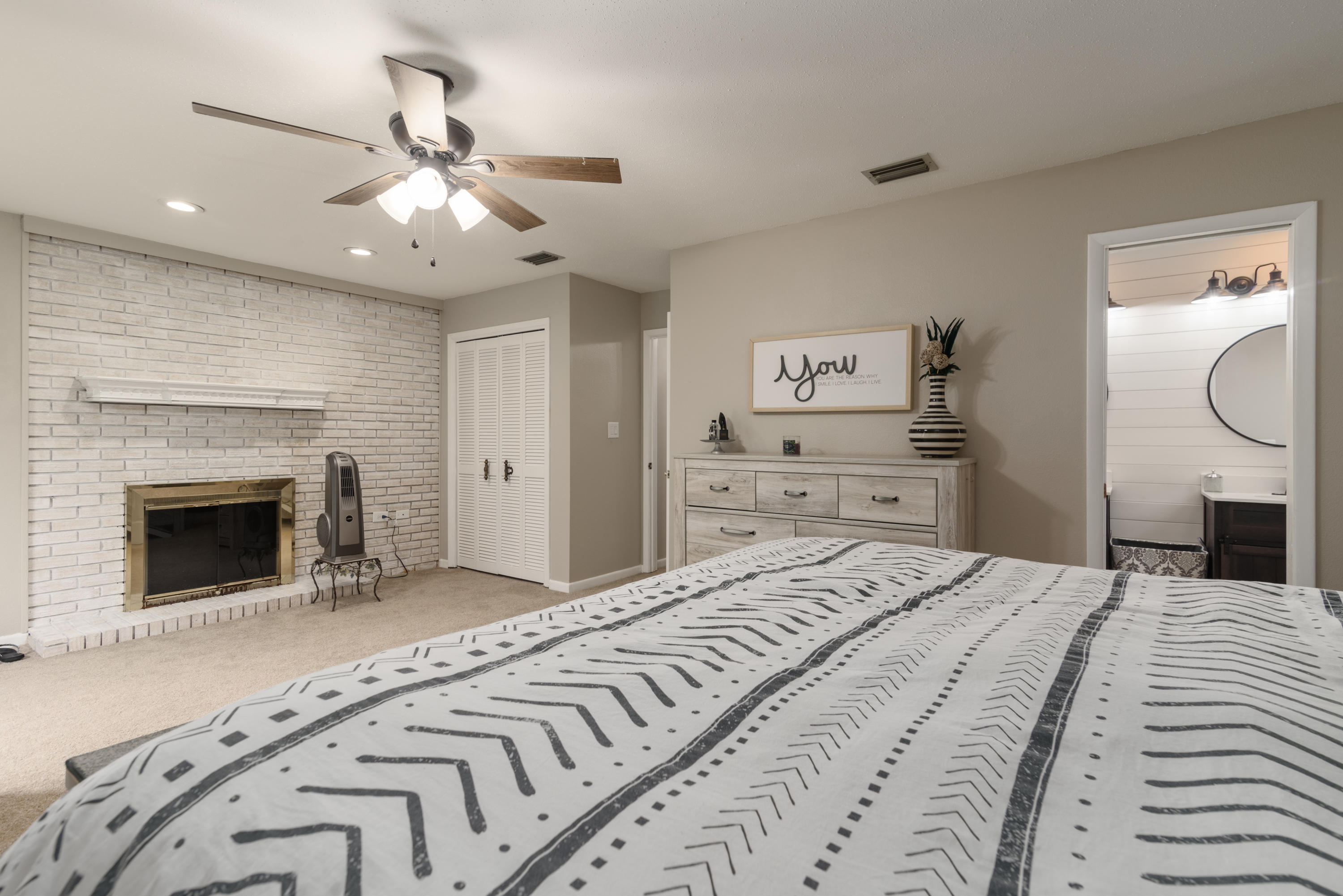 LAKE LORRAINE ESTATES 3 - Residential