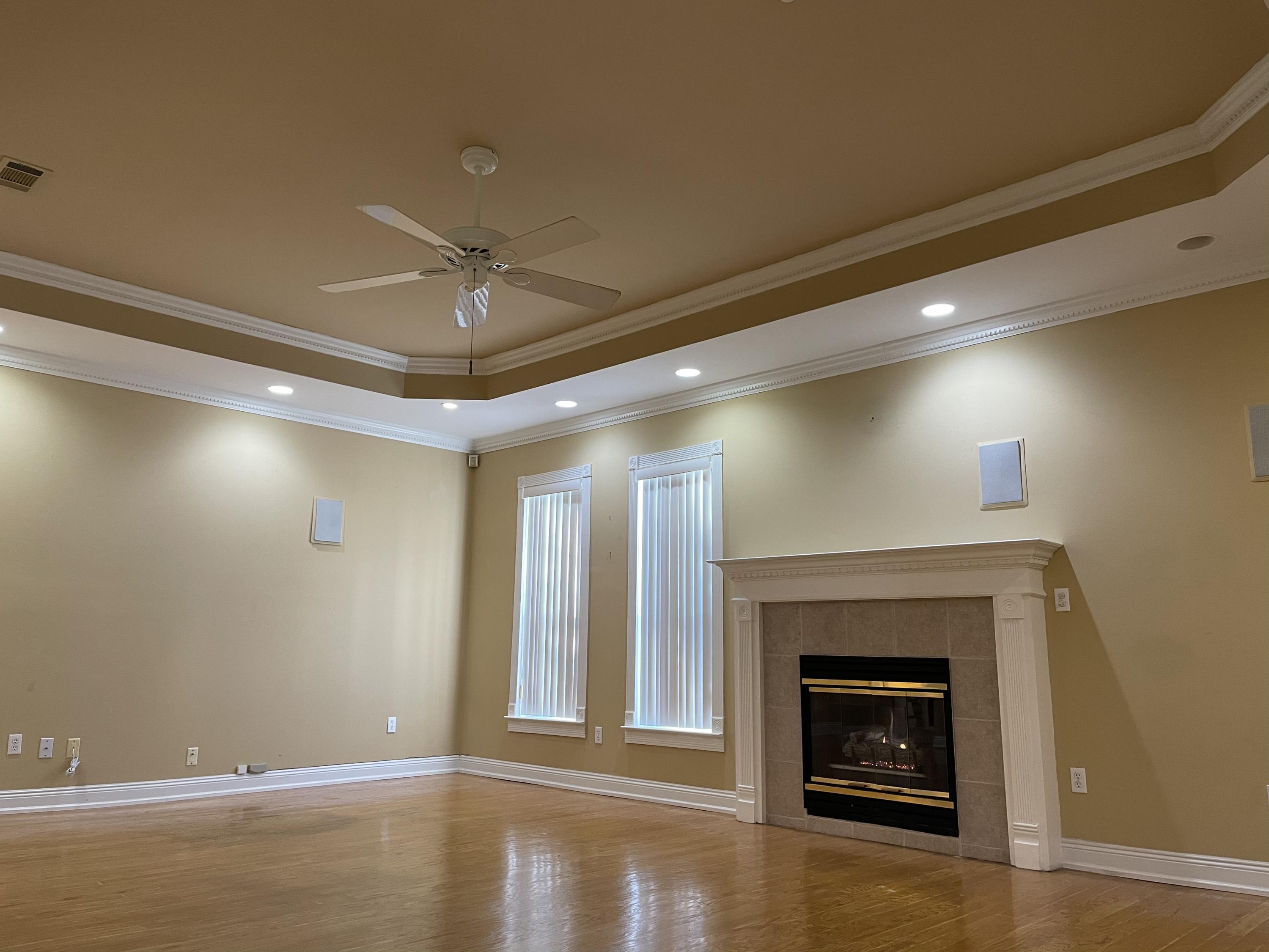 MARY ESTHER MANOR - Residential