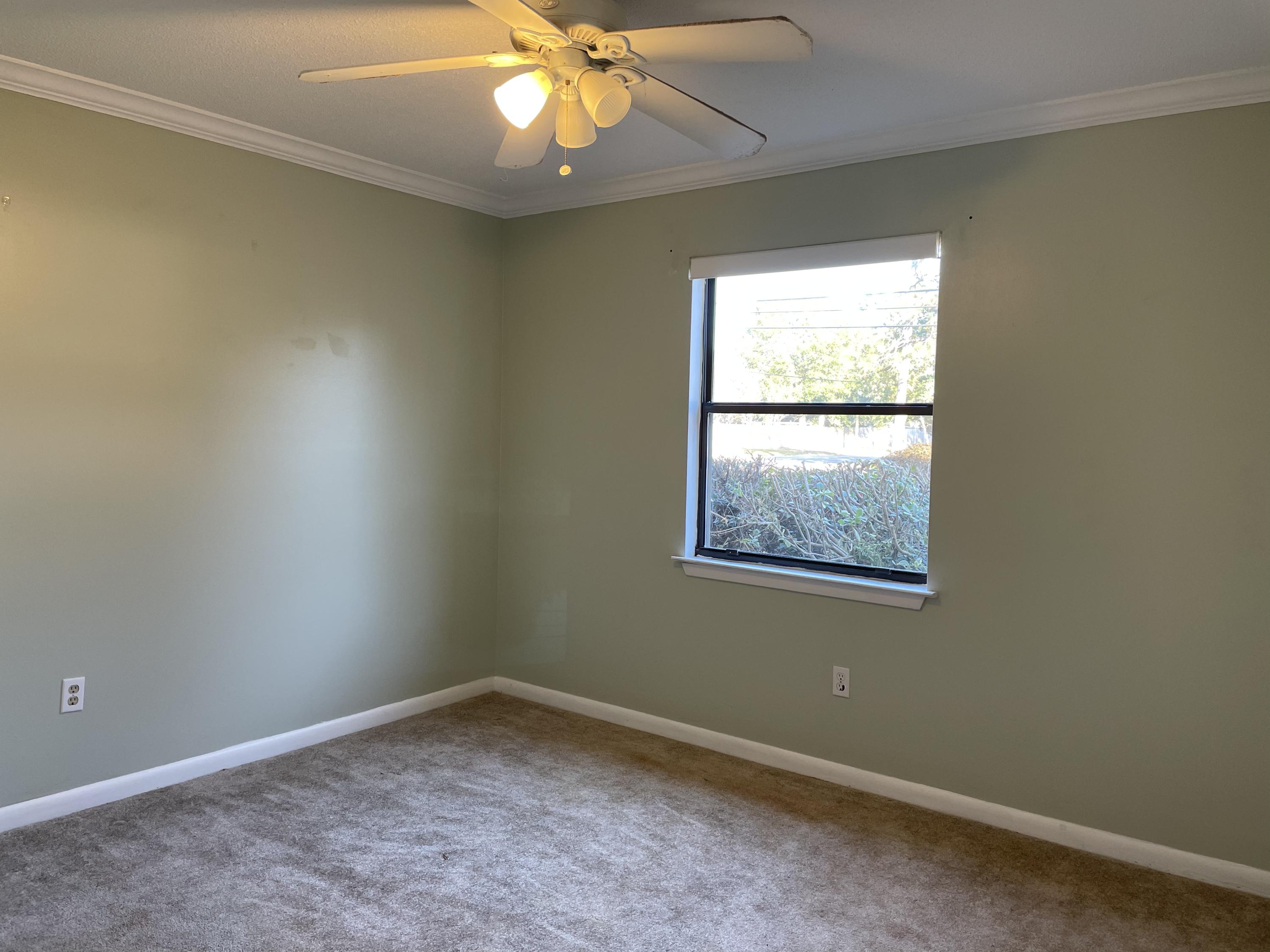 MARY ESTHER MANOR - Residential