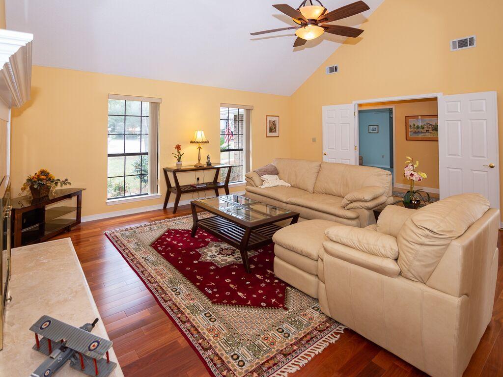 WINDWARD PH 3 - Residential