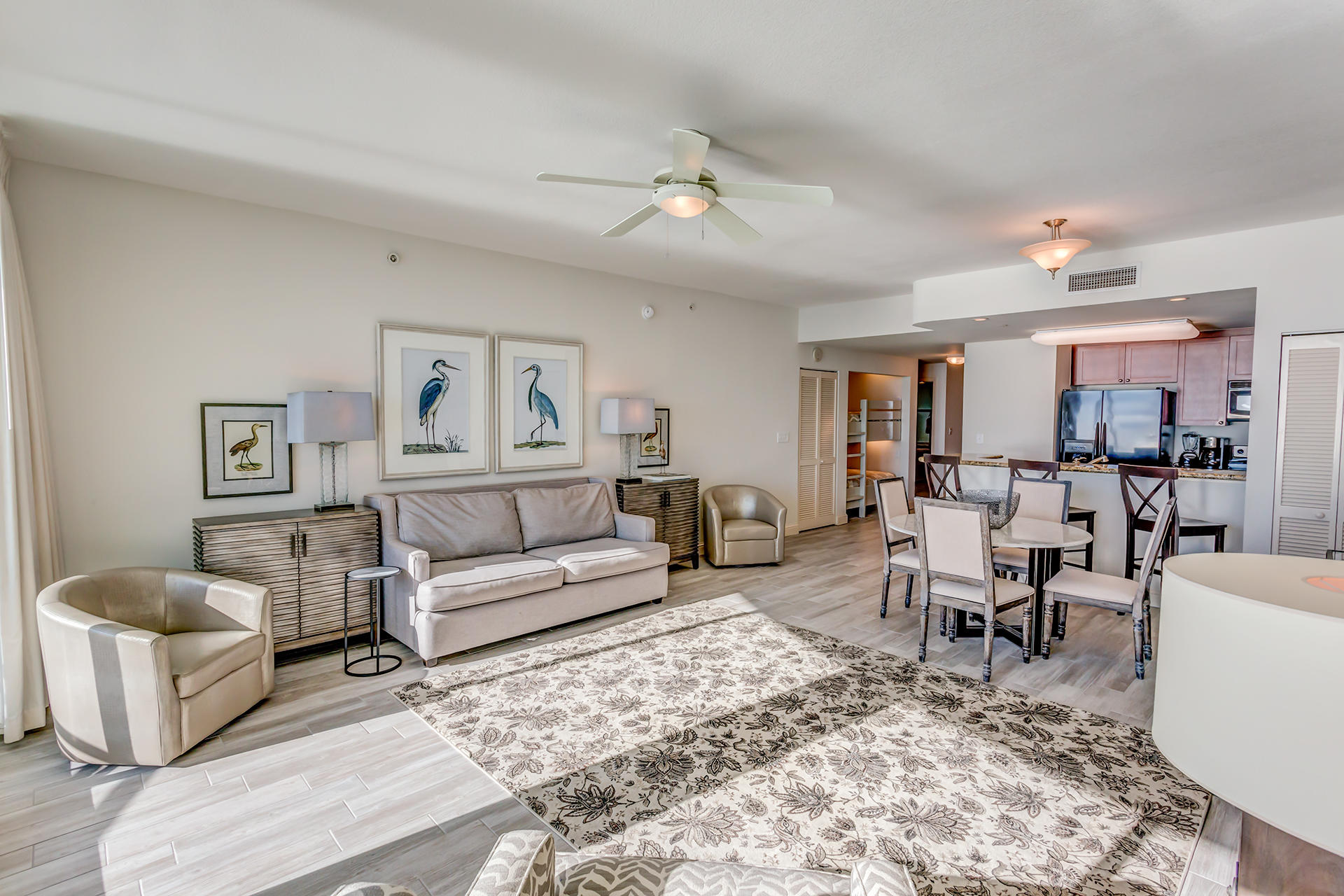 AQUA BEACHSIDE RESORT - Residential