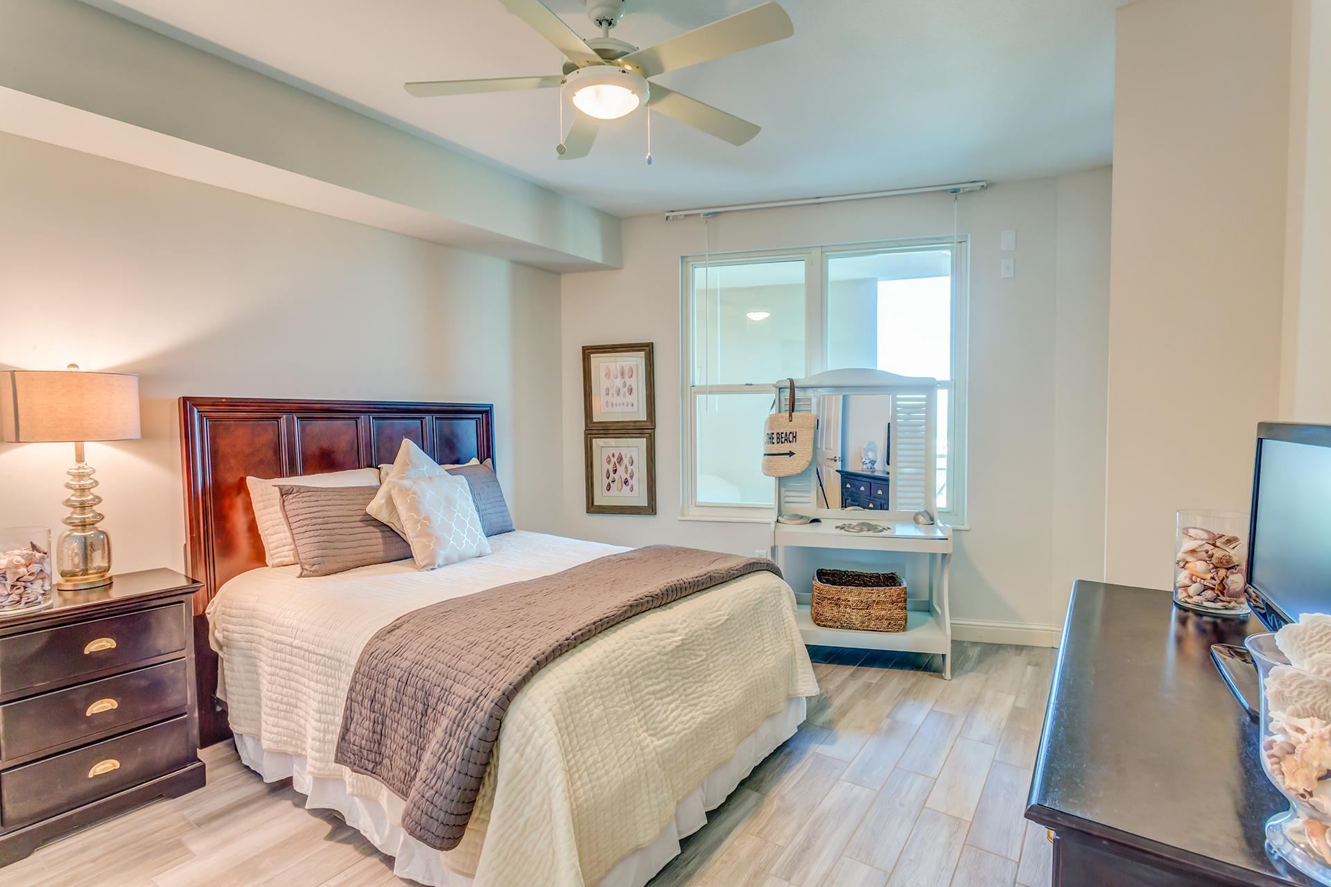 AQUA BEACHSIDE RESORT - Residential