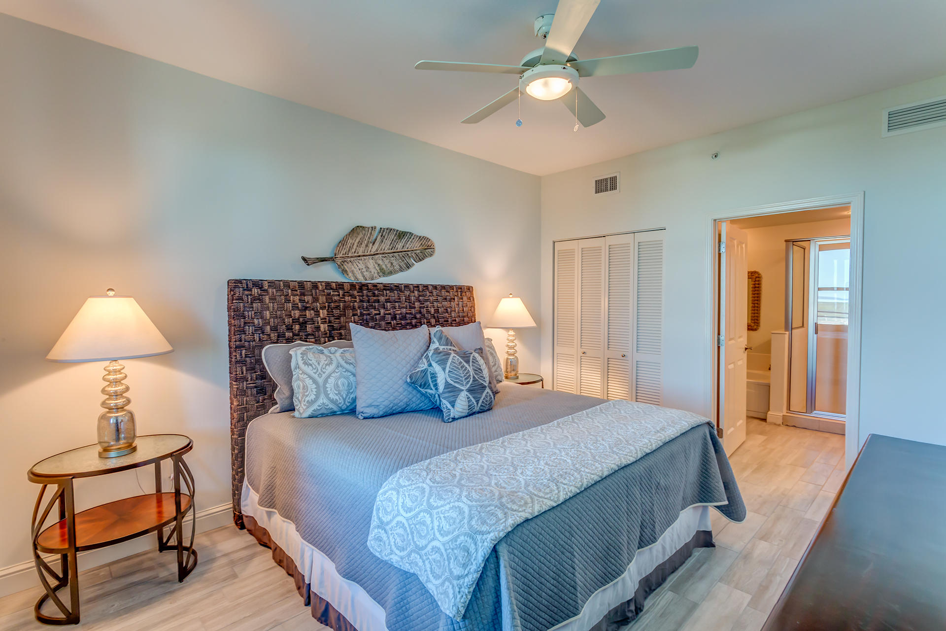 AQUA BEACHSIDE RESORT - Residential