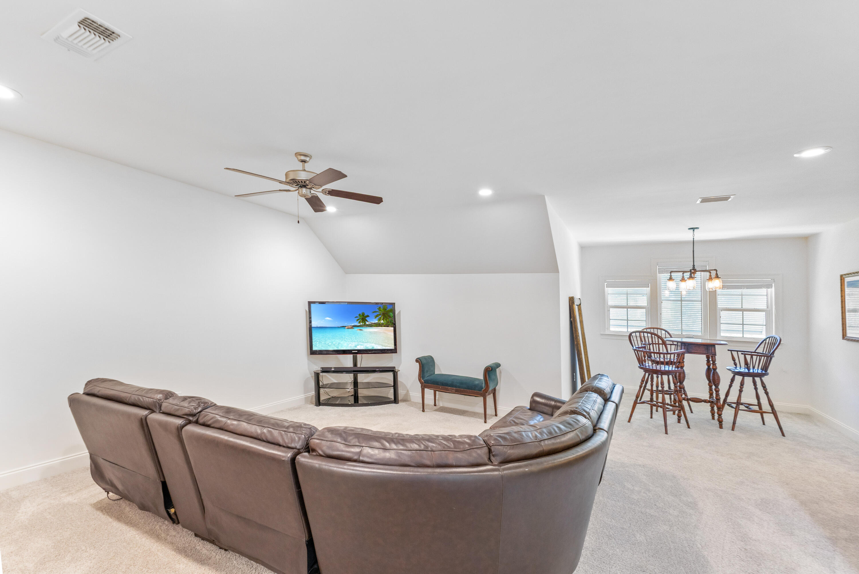 SANTA ROSA RIDGE UNIT 3 - Residential