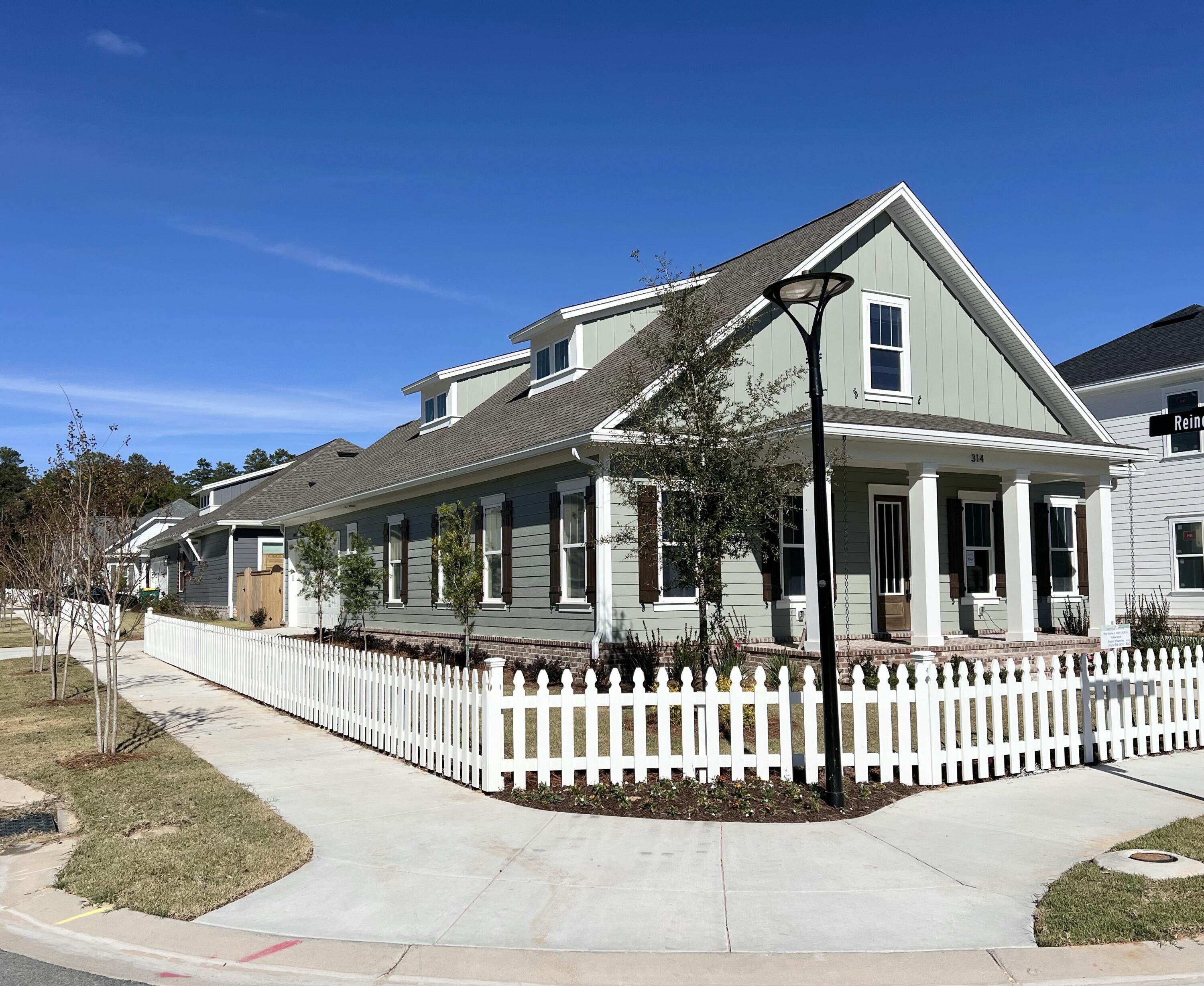 Deer Moss Creek - Residential