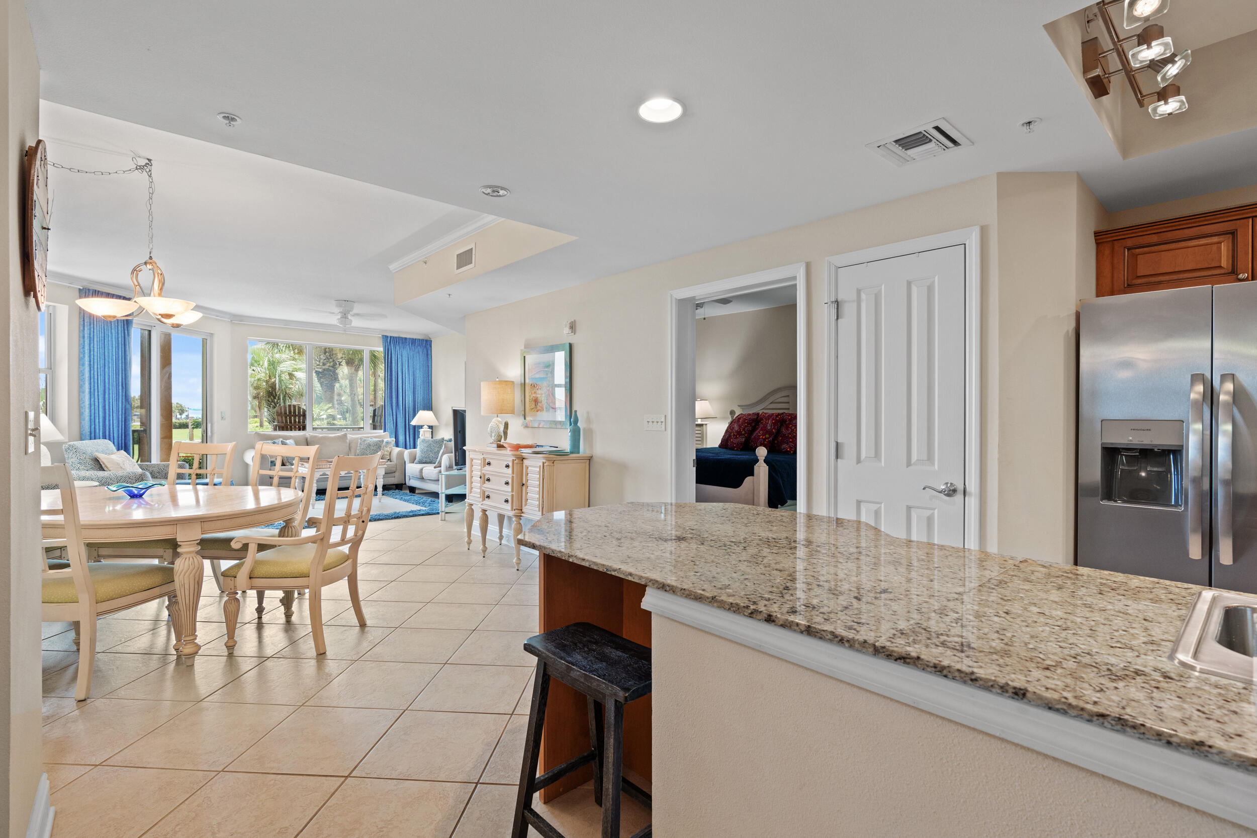 MEDITERRANEA - Residential