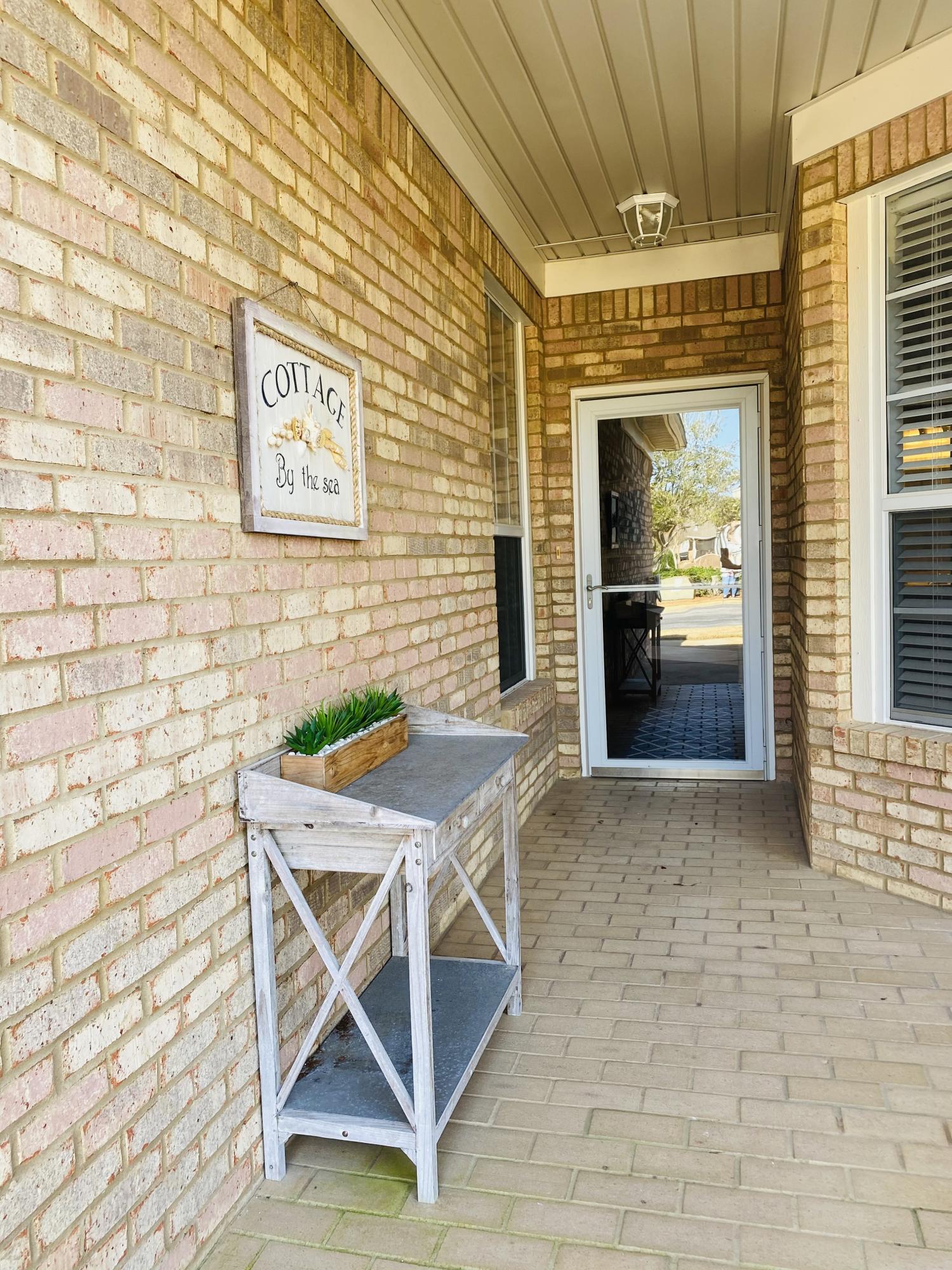 DIAMOND LAKES - Residential