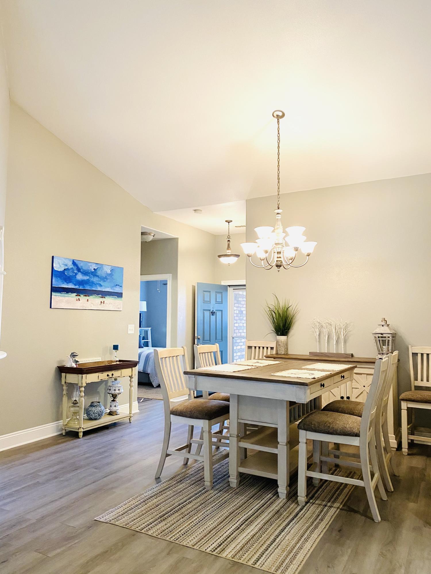 DIAMOND LAKES - Residential