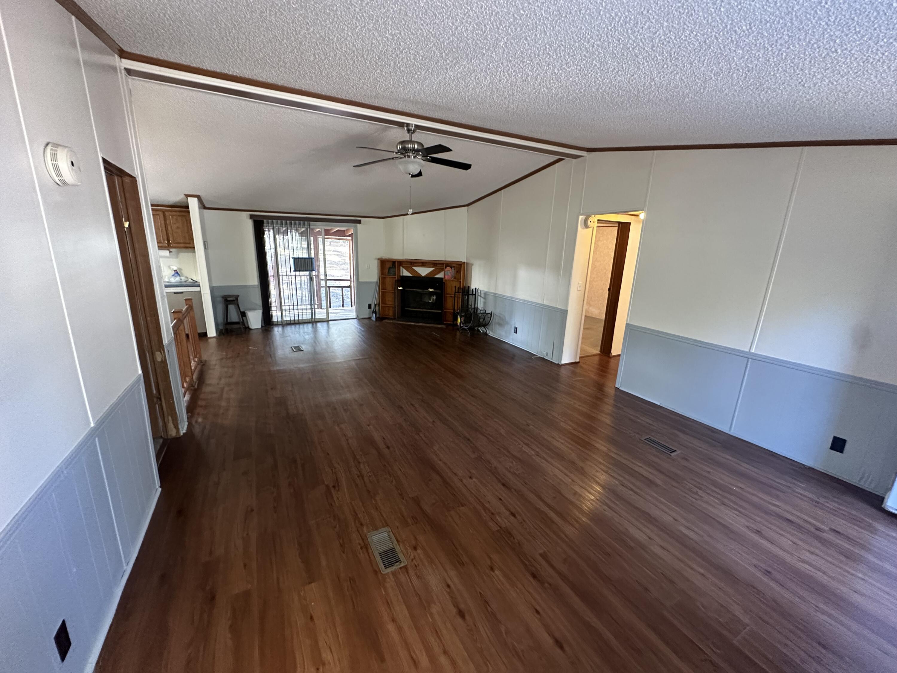 NO RECORDED SUBDIVISION - Residential