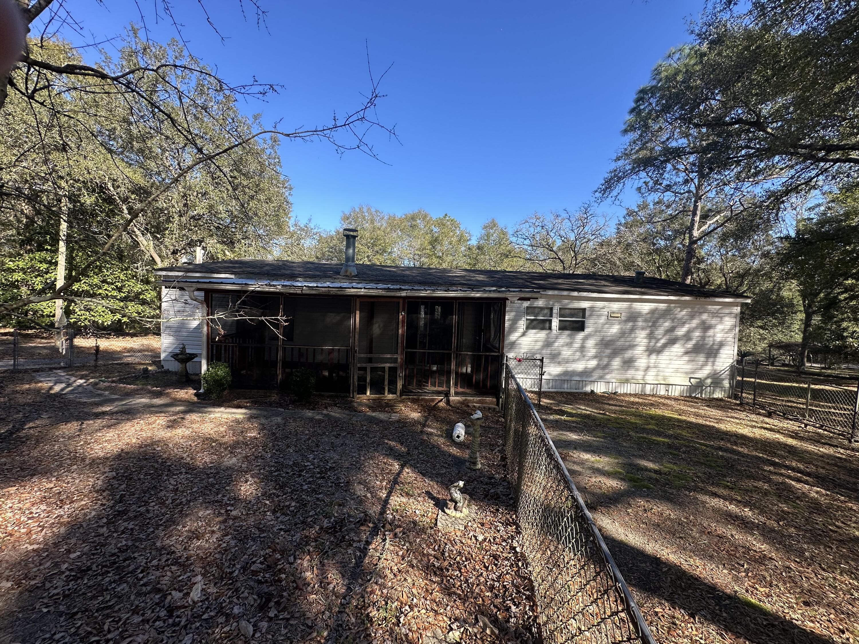 NO RECORDED SUBDIVISION - Residential