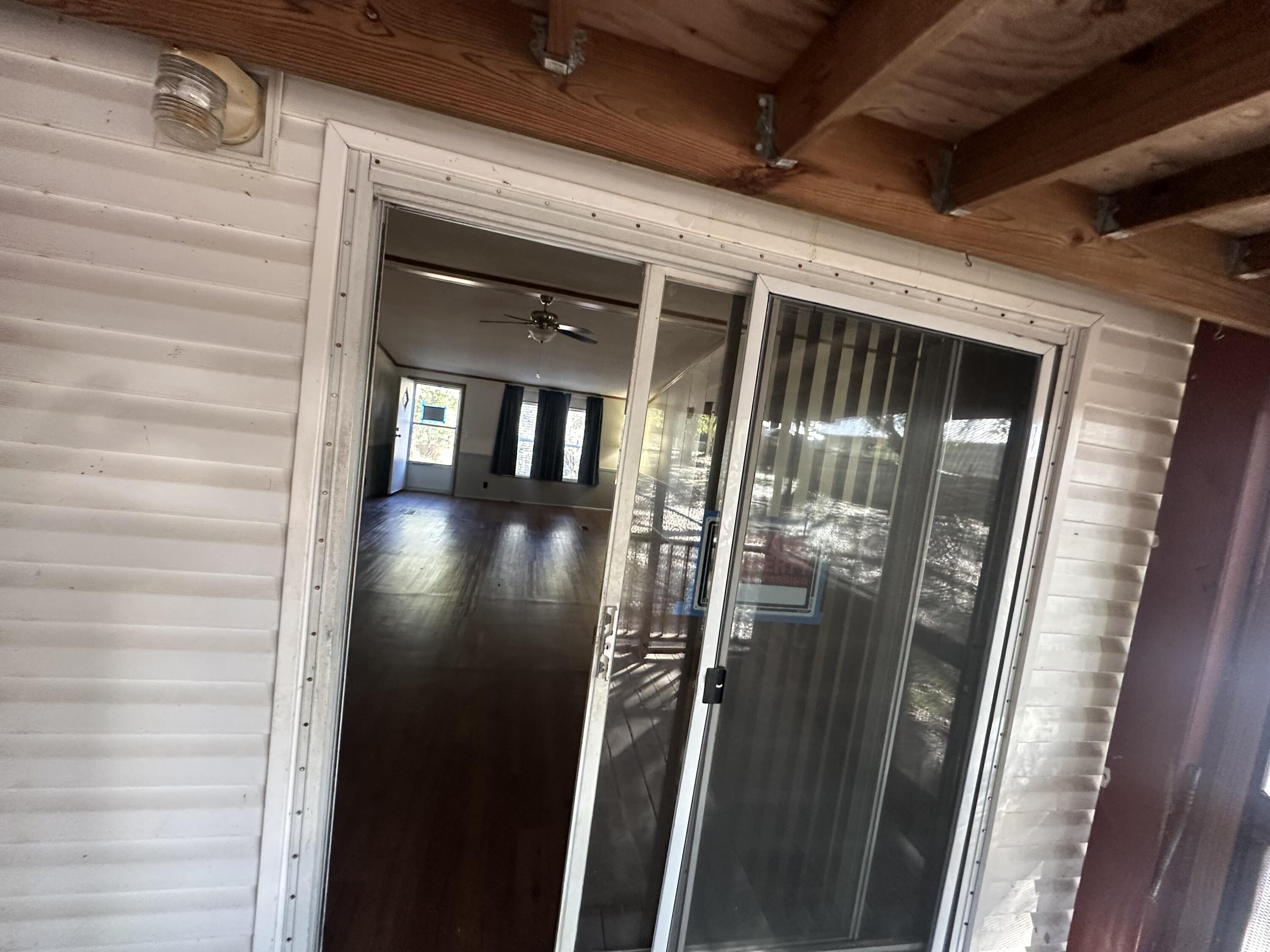 NO RECORDED SUBDIVISION - Residential