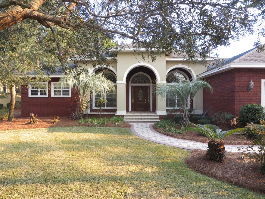 Best price home in Swift Creek. A must see. Architectural details abound throughout this executive home, to include 12' ceilings, arches, decorative columns, bull nose corners, trayed and coffered ceilings, and crown molding throughout, There is an large Great Room with an expansive built in entertainment feature. Coffered ceilings in Great room and master bedroom. Kitchen details include solid maple cabinets with granite counter tops, stainless steel appliances, pendant lights above the large breakfast bar and movable kitchen island. Faucets, light fixtures and ceiling fans throughout are custom and upscale. Ceiling fan in Great room is a Famination fan (rolling). Extra large Master Bedroom (24x16) with the coffered ceilings is a great place to end your day in.