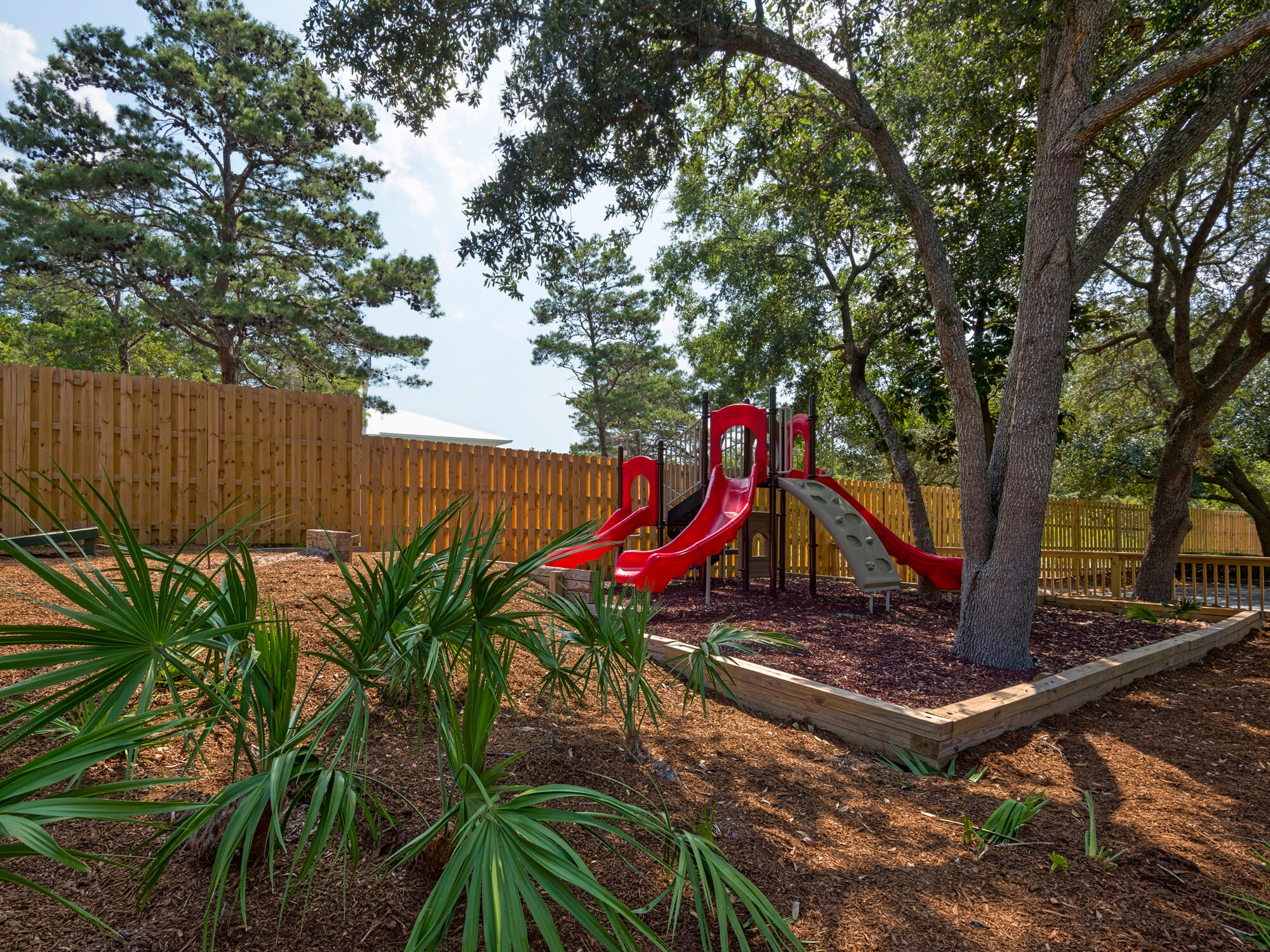 HIDDEN DUNES BEACH COTTAGES 2 - Residential