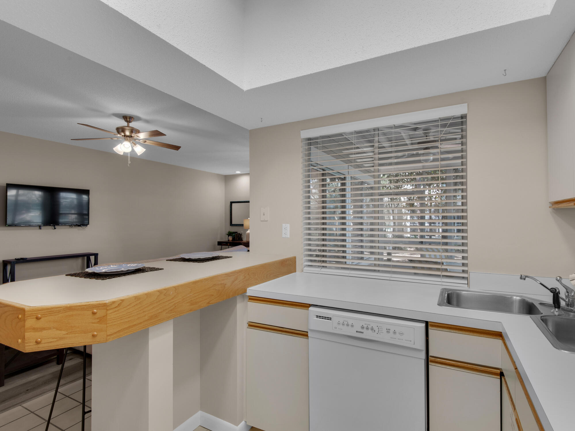 HIDDEN DUNES BEACH COTTAGES 2 - Residential