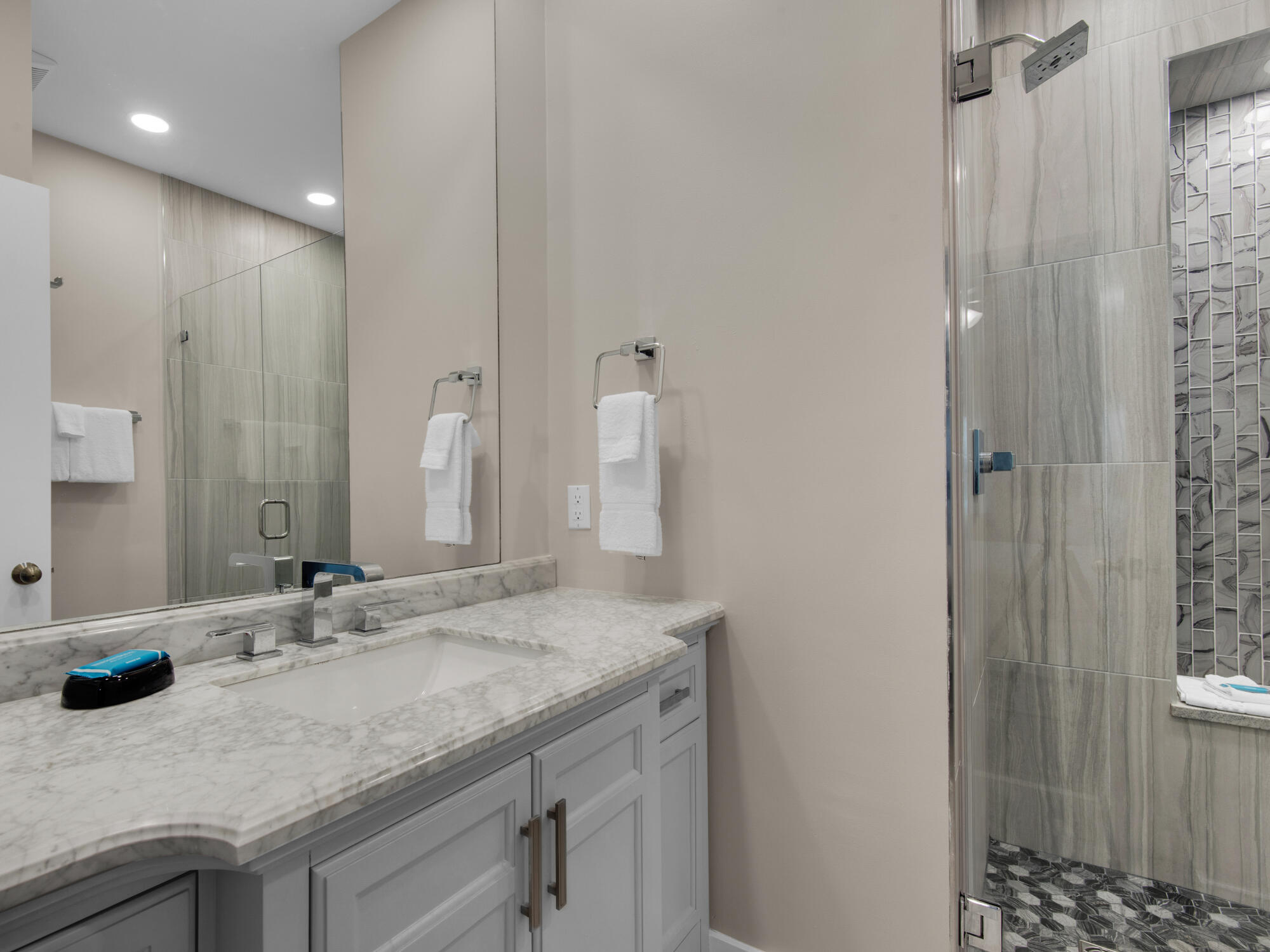 HIDDEN DUNES BEACH COTTAGES 2 - Residential