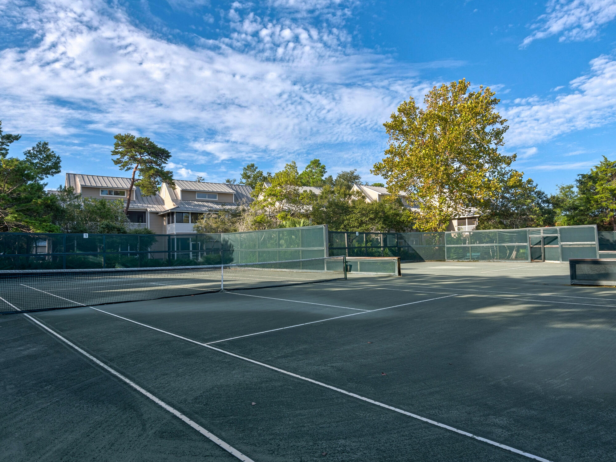 HIDDEN DUNES BEACH COTTAGES 2 - Residential