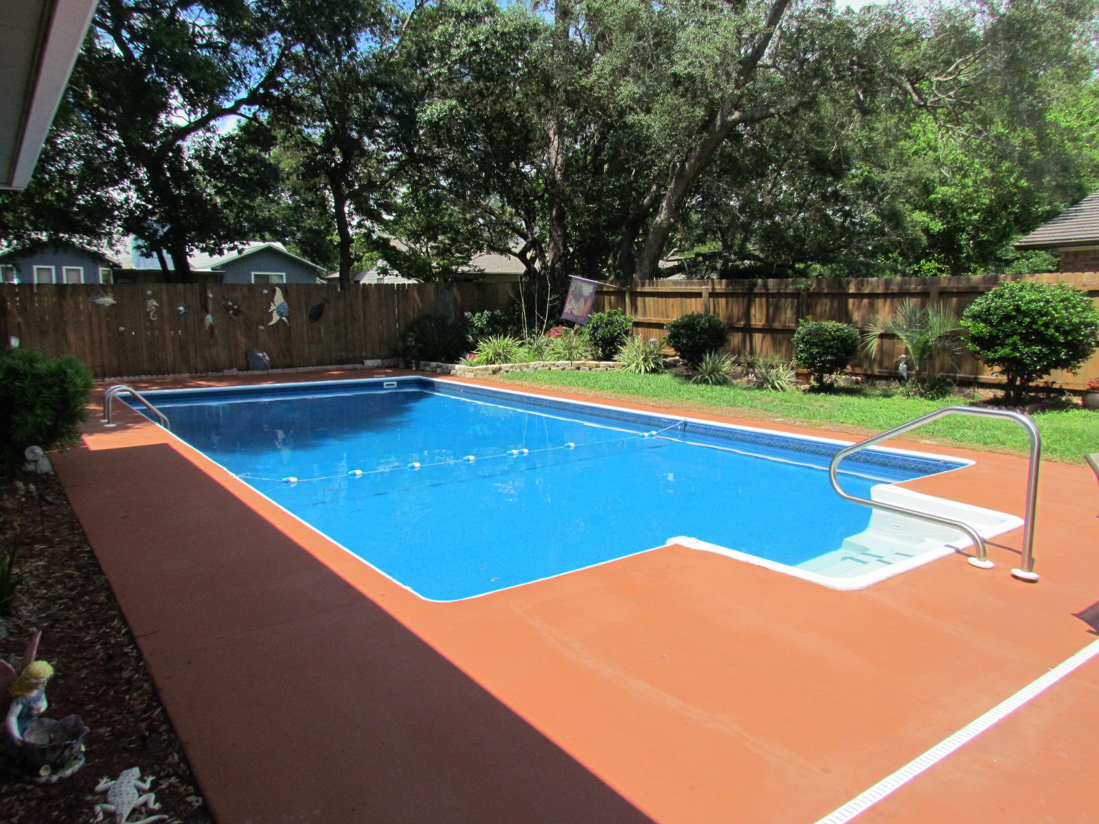 RAINTREE ESTATES - Residential Lease