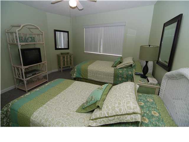 MAINSAIL CONDO PH 5 - Residential