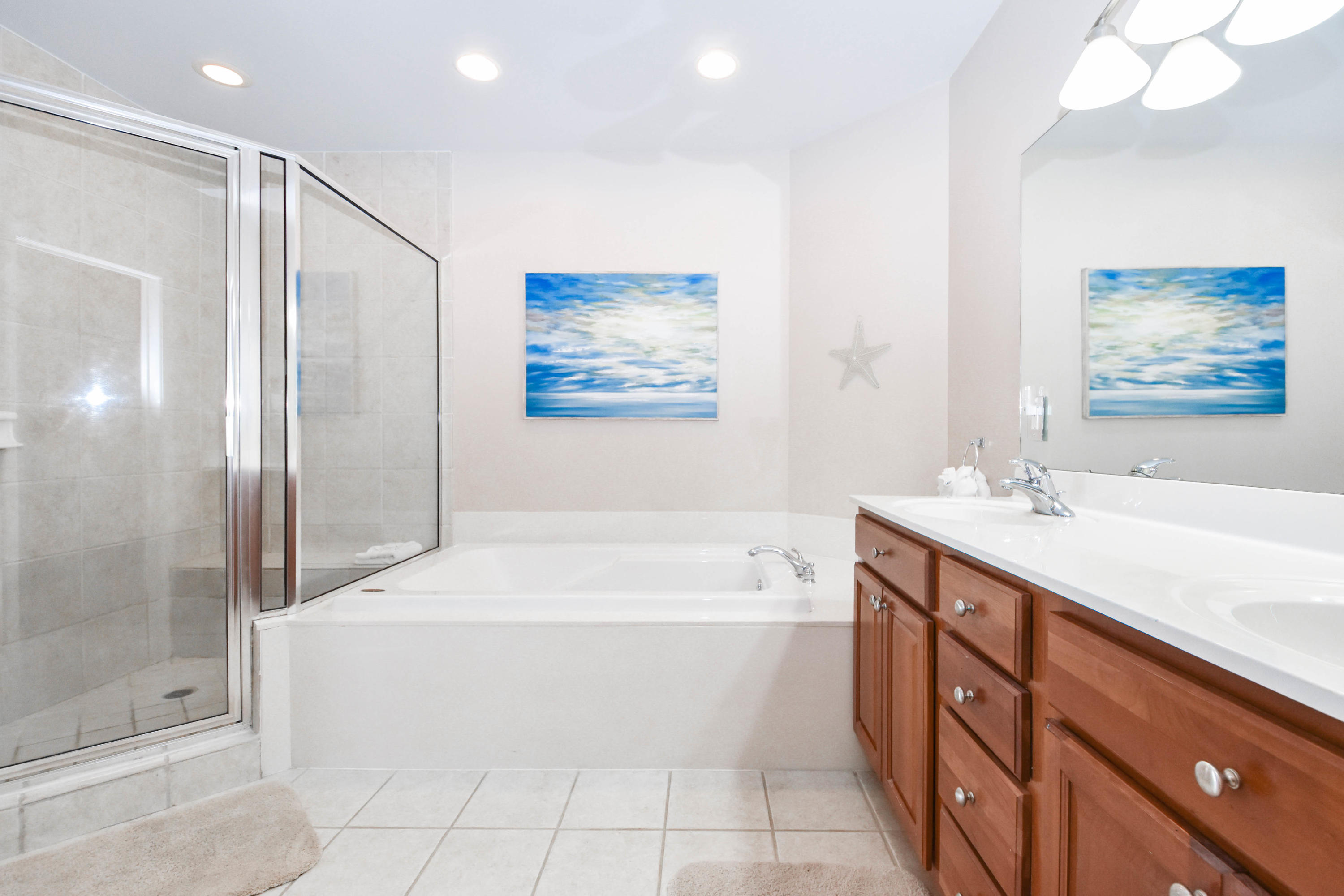 SILVER BEACH TOWERS WEST - Residential