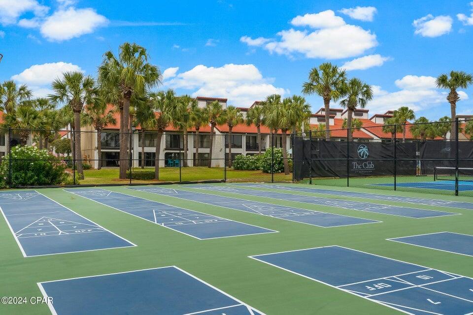 EDGEWATER GOLF VILLAS 3A CONDO - Residential