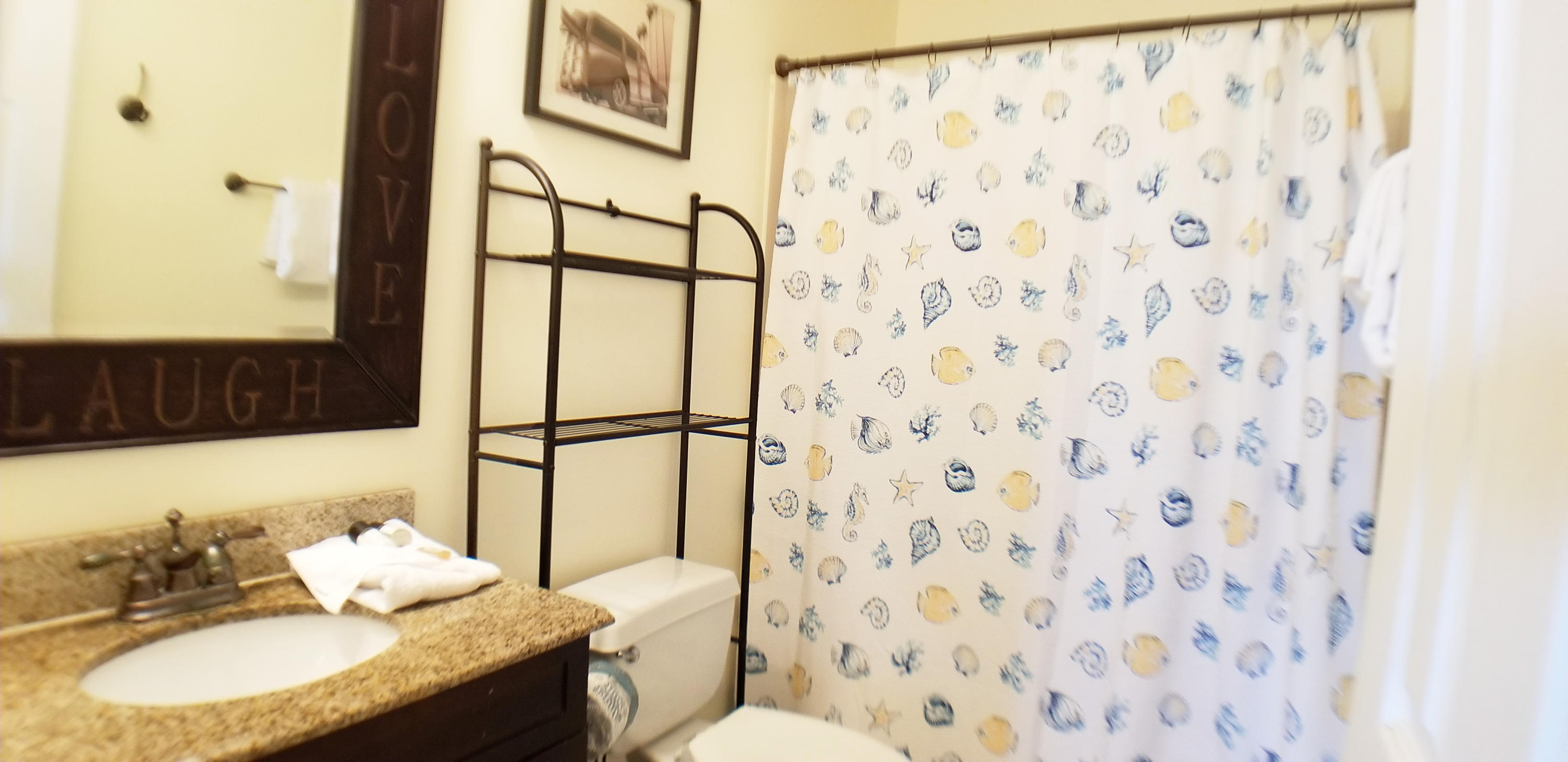 MARAVILLA CONDO 1 - Residential