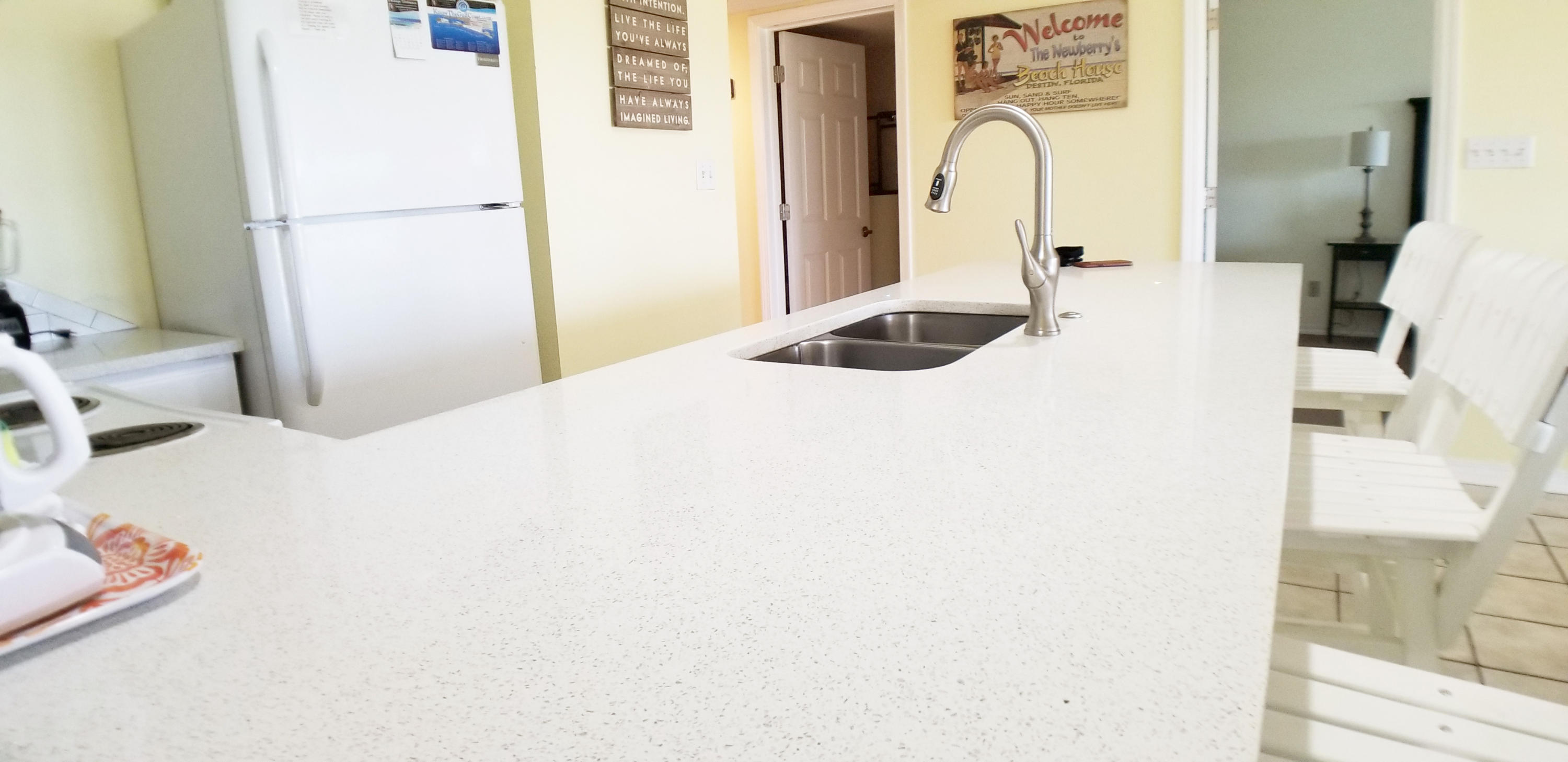 MARAVILLA CONDO 1 - Residential