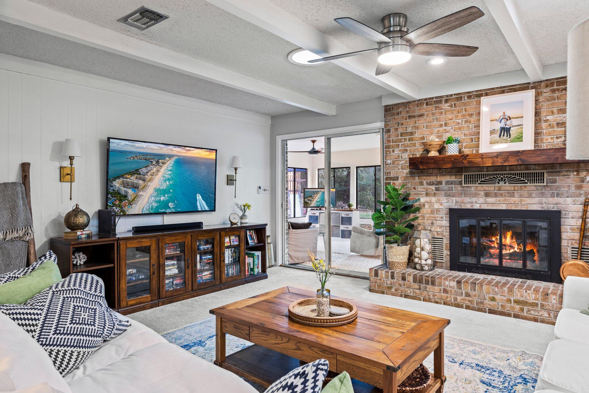 ROCKY BAYOU ESTATES 01 - Residential Lease