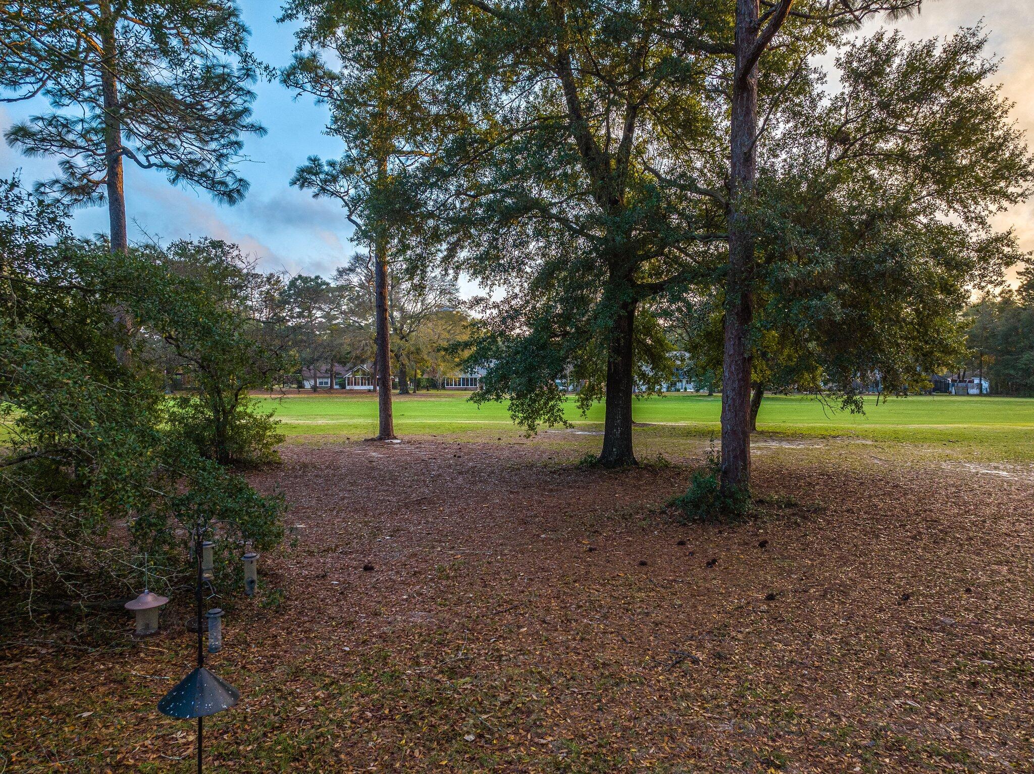 ROCKY BAYOU ESTATES 01 - Residential Lease