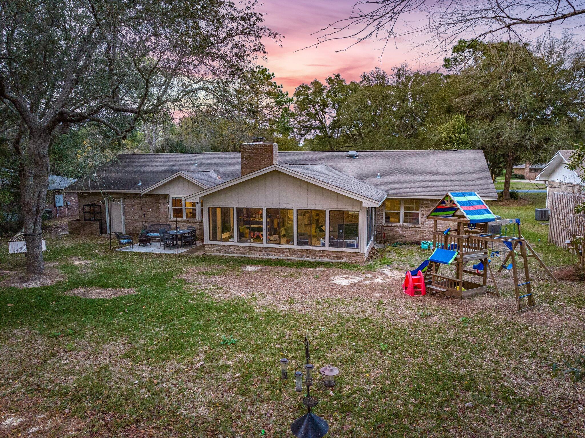 ROCKY BAYOU ESTATES 01 - Residential Lease