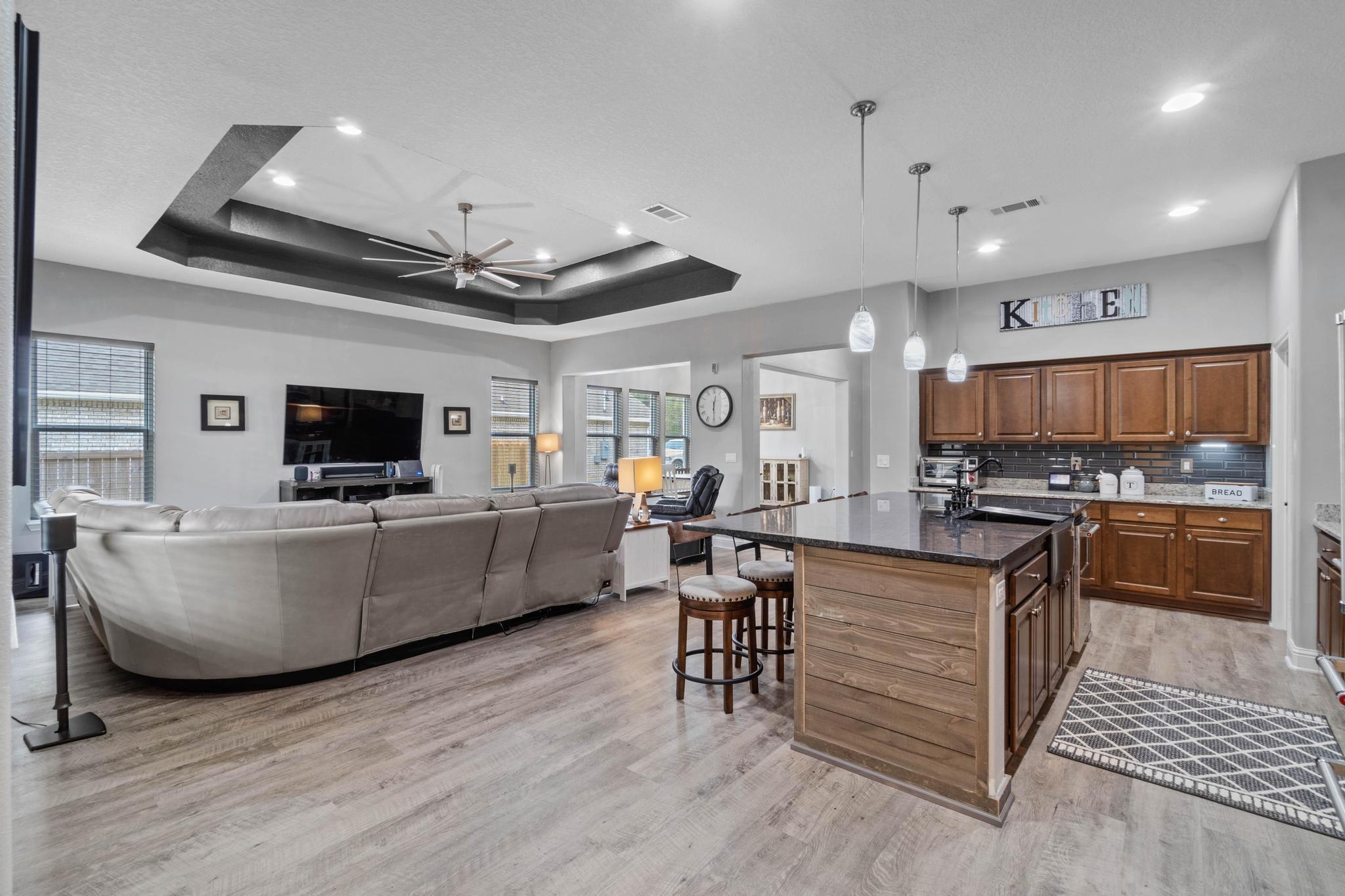 NO RECORDED SUBDIVISION - Residential