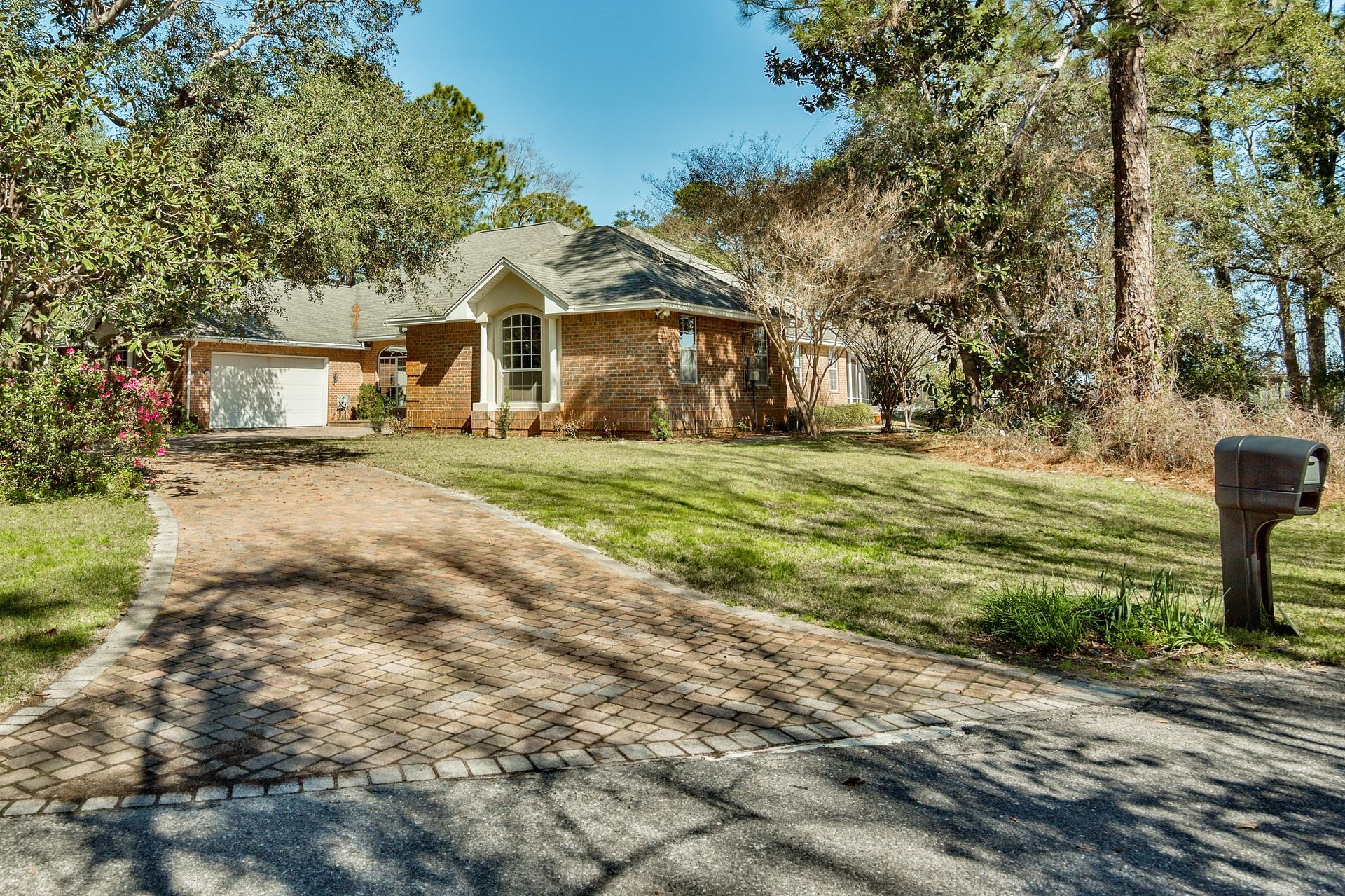 ROCKY BAYOU SHORES - Residential