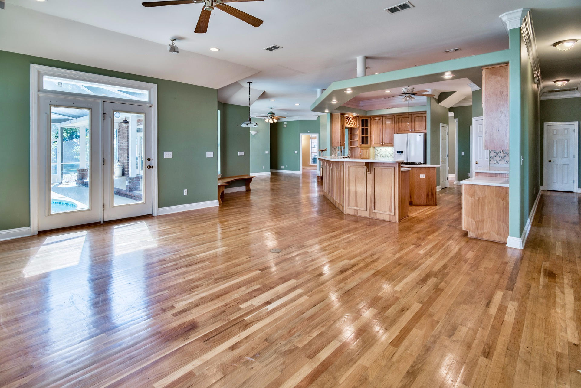 ROCKY BAYOU SHORES - Residential