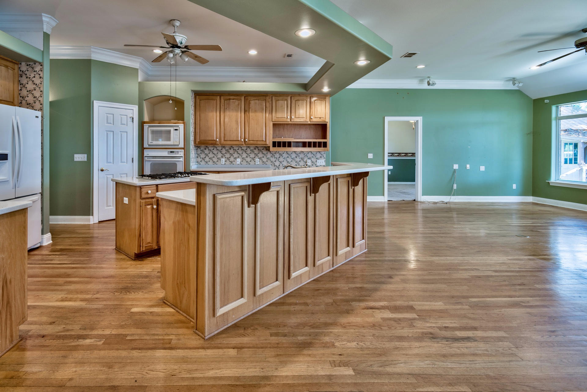 ROCKY BAYOU SHORES - Residential