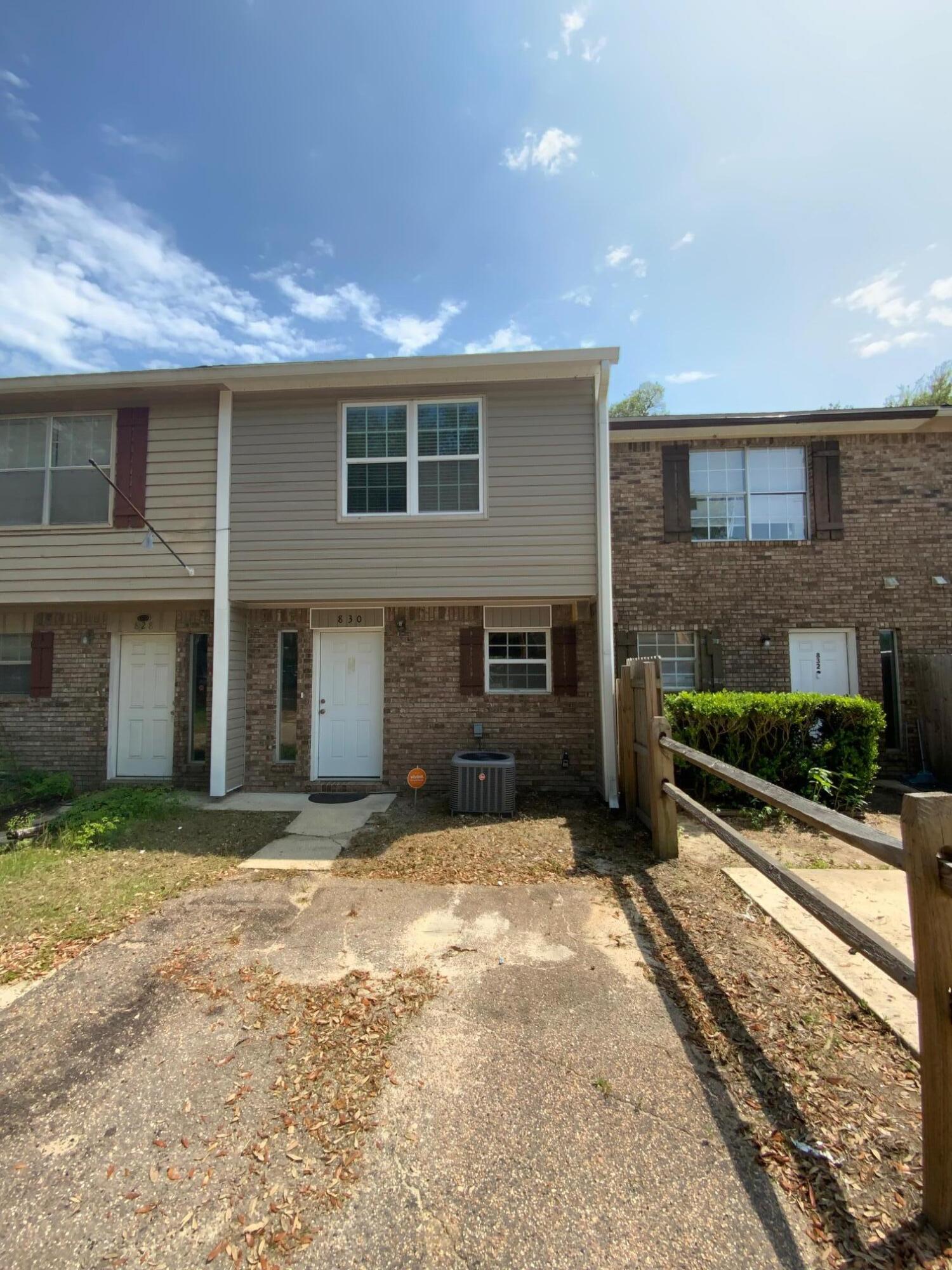 Centrally located townhome that backs up to FWB golf course. Master bedroom features private balcony with golf course views. Has spacious downstairs living area to include dining room, kitchen, half bath, and laundry room. Fenced in back yard with storage. HVAC and all appliances have been replaced in the last few years. Background and credit check mandatory.
