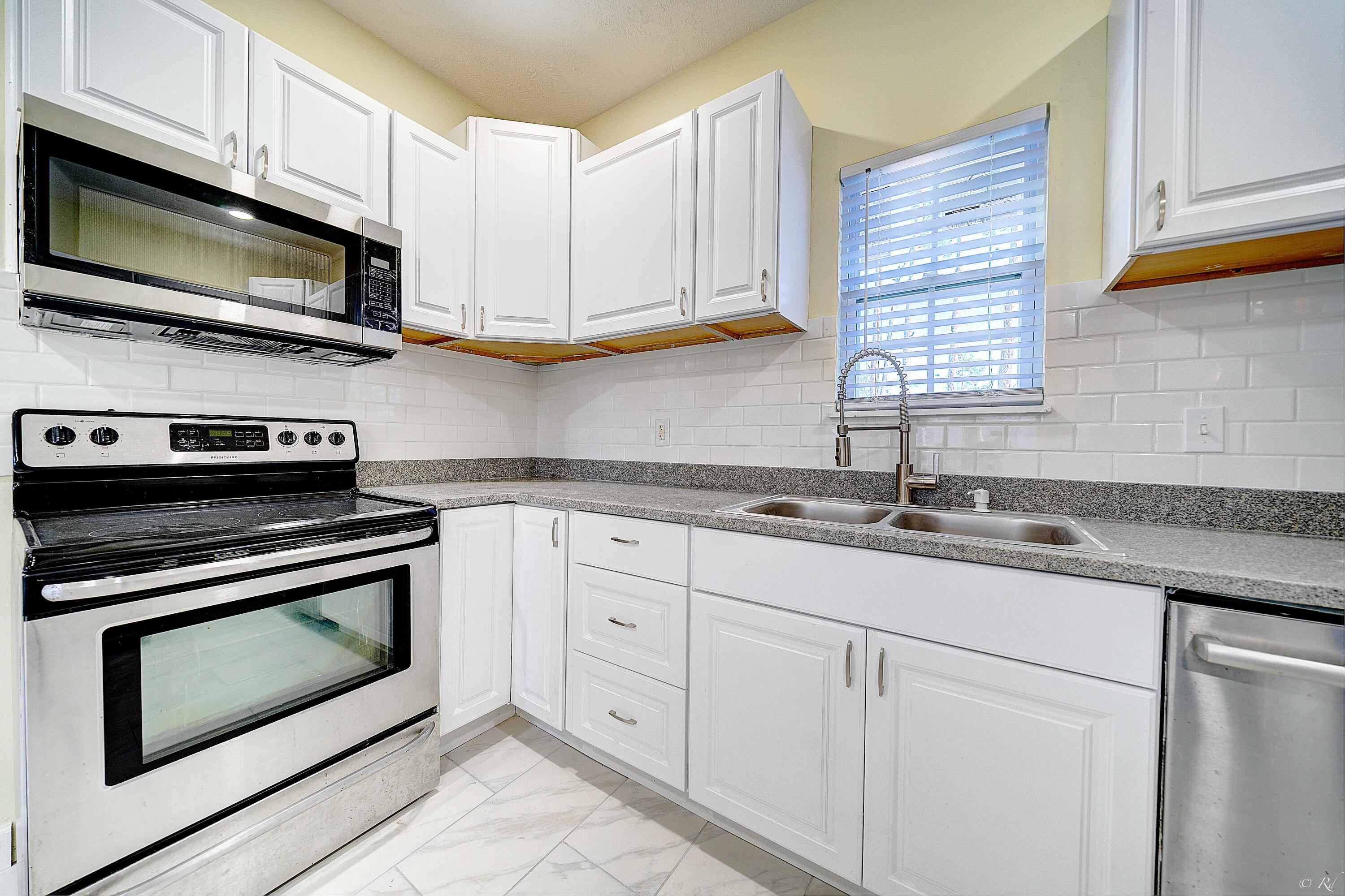 CALLAWAY POINT - Residential