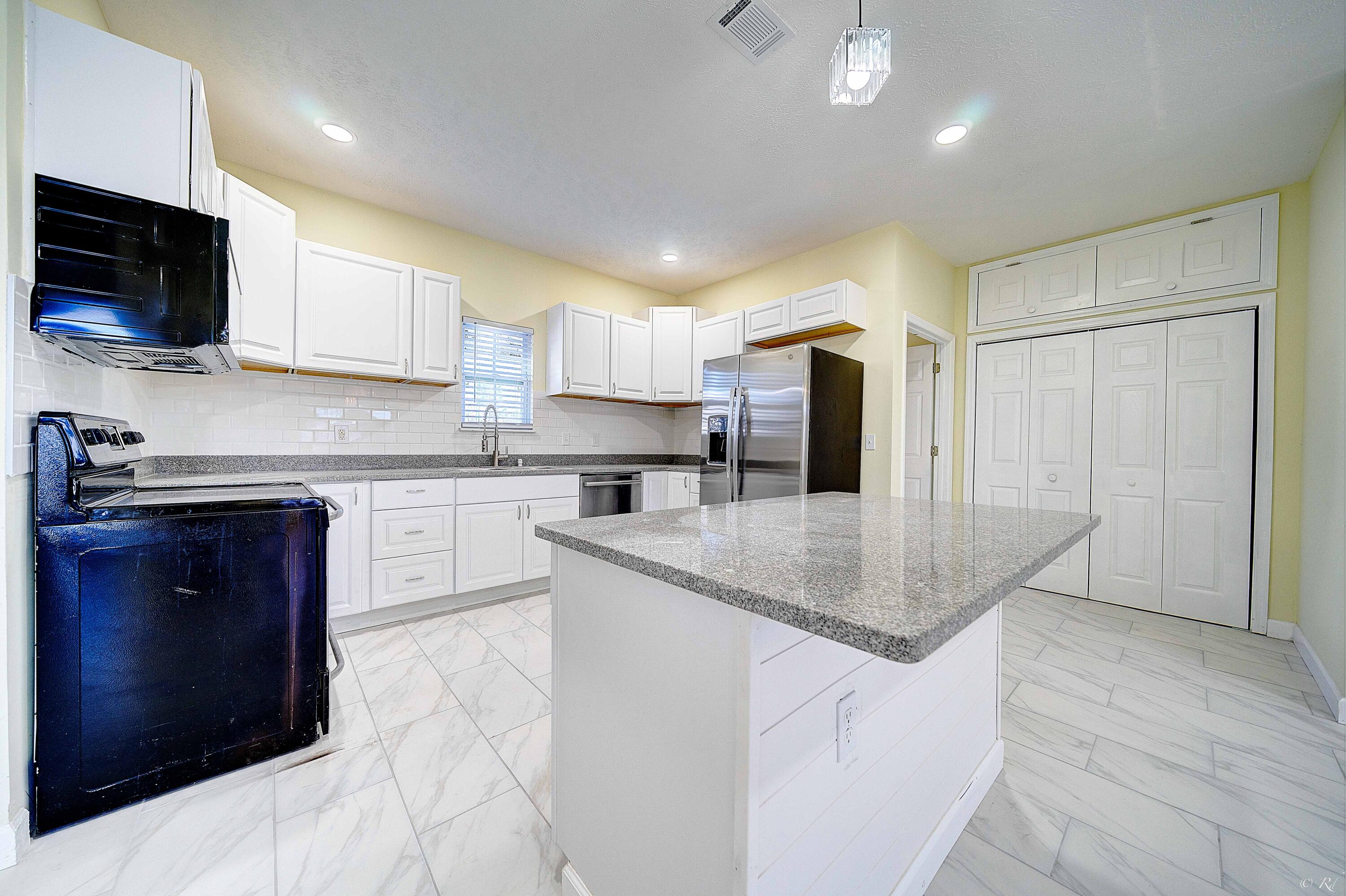 CALLAWAY POINT - Residential