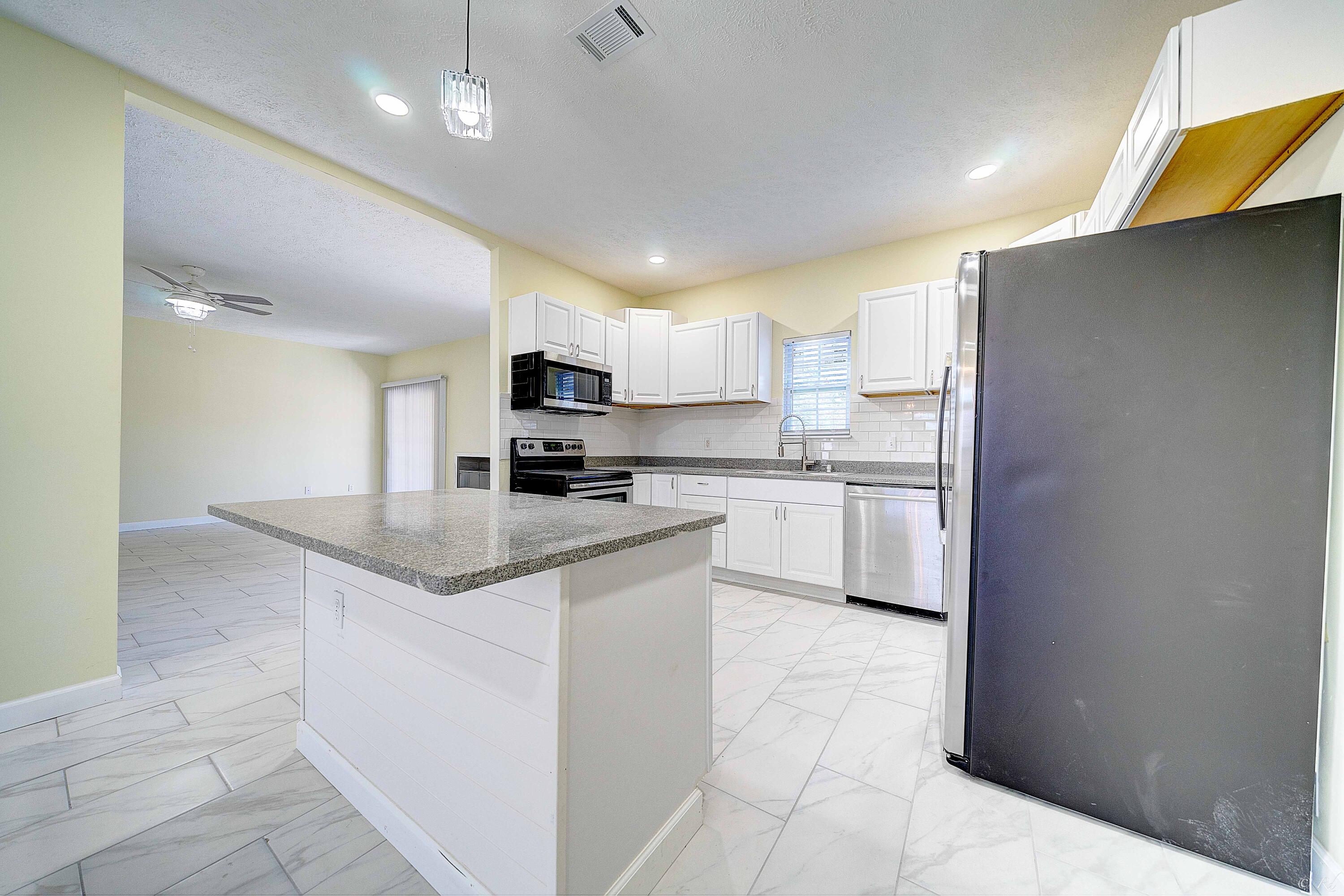 CALLAWAY POINT - Residential