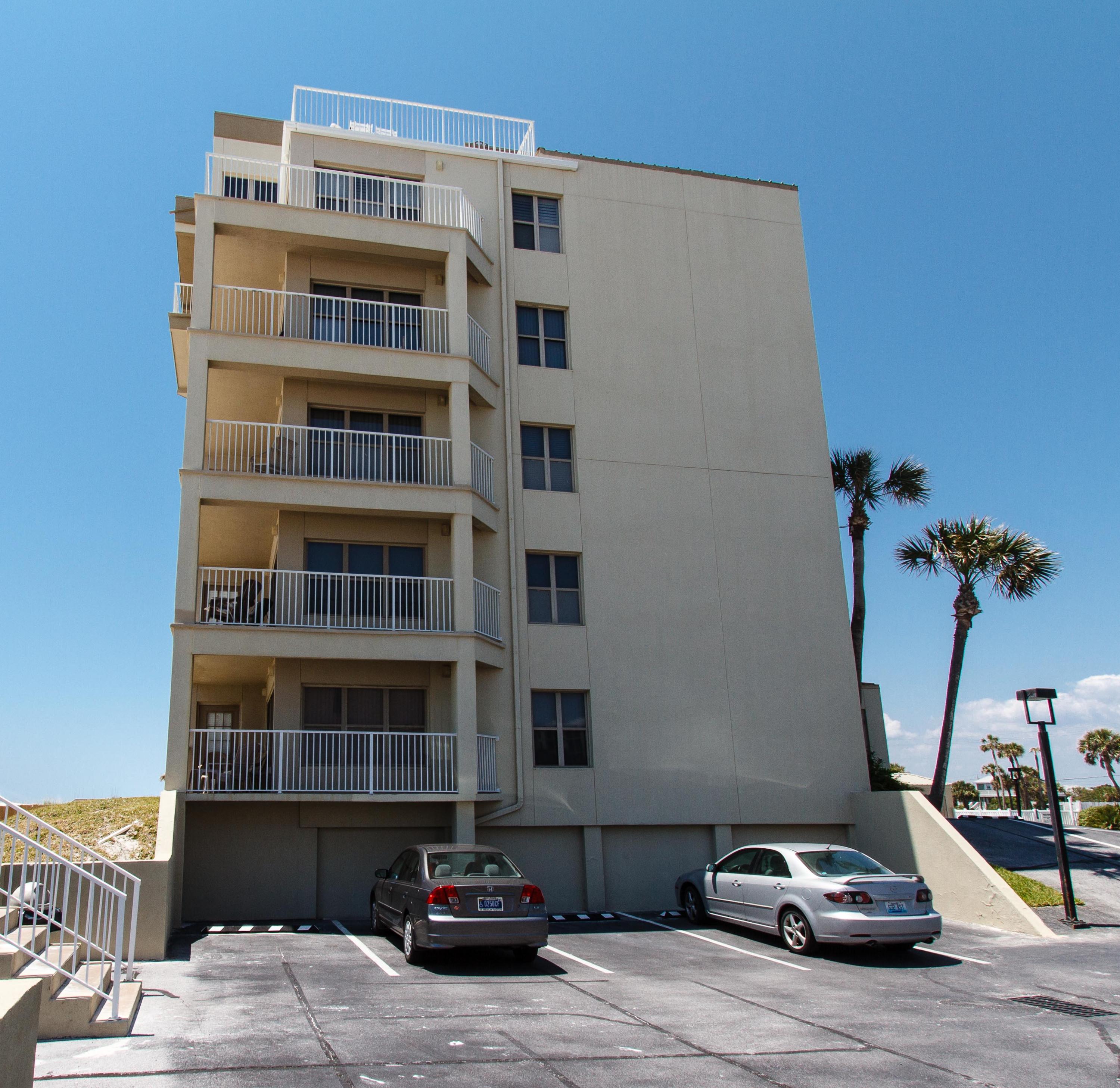 EMERALD TOWERS WEST CONDO - Residential