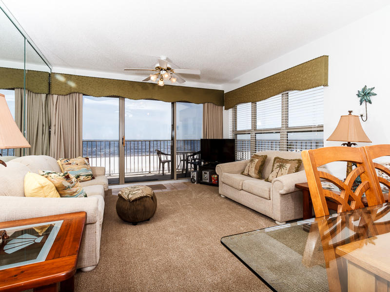 EMERALD TOWERS WEST CONDO - Residential