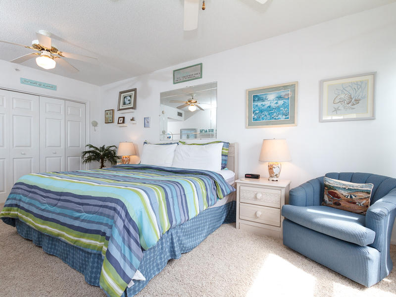 EMERALD TOWERS WEST CONDO - Residential