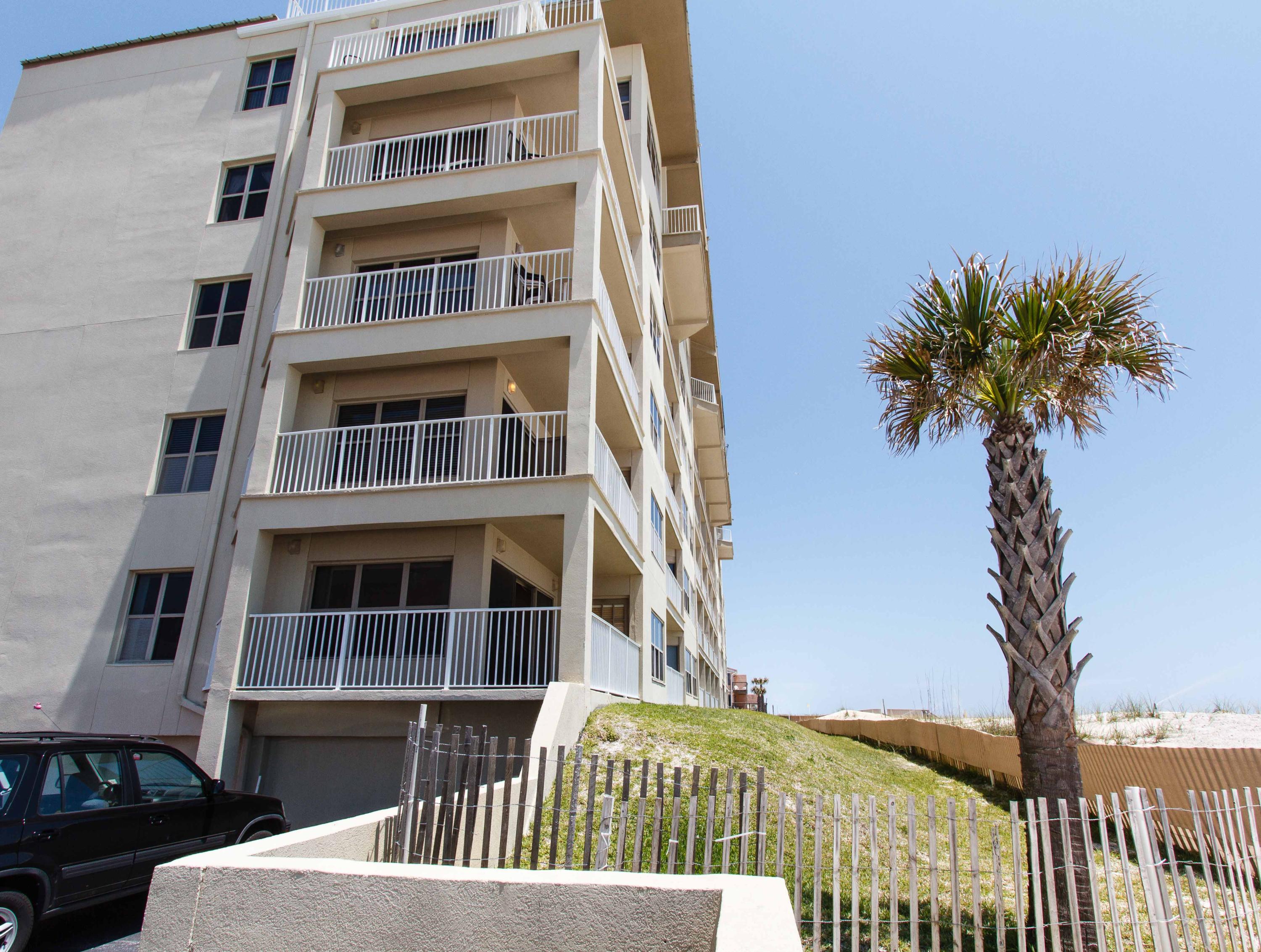 EMERALD TOWERS WEST CONDO - Residential