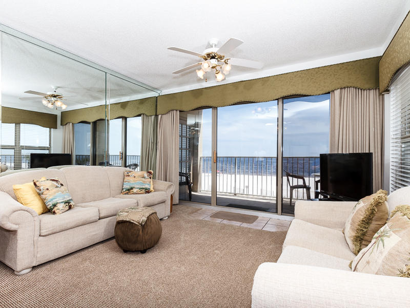 EMERALD TOWERS WEST CONDO - Residential